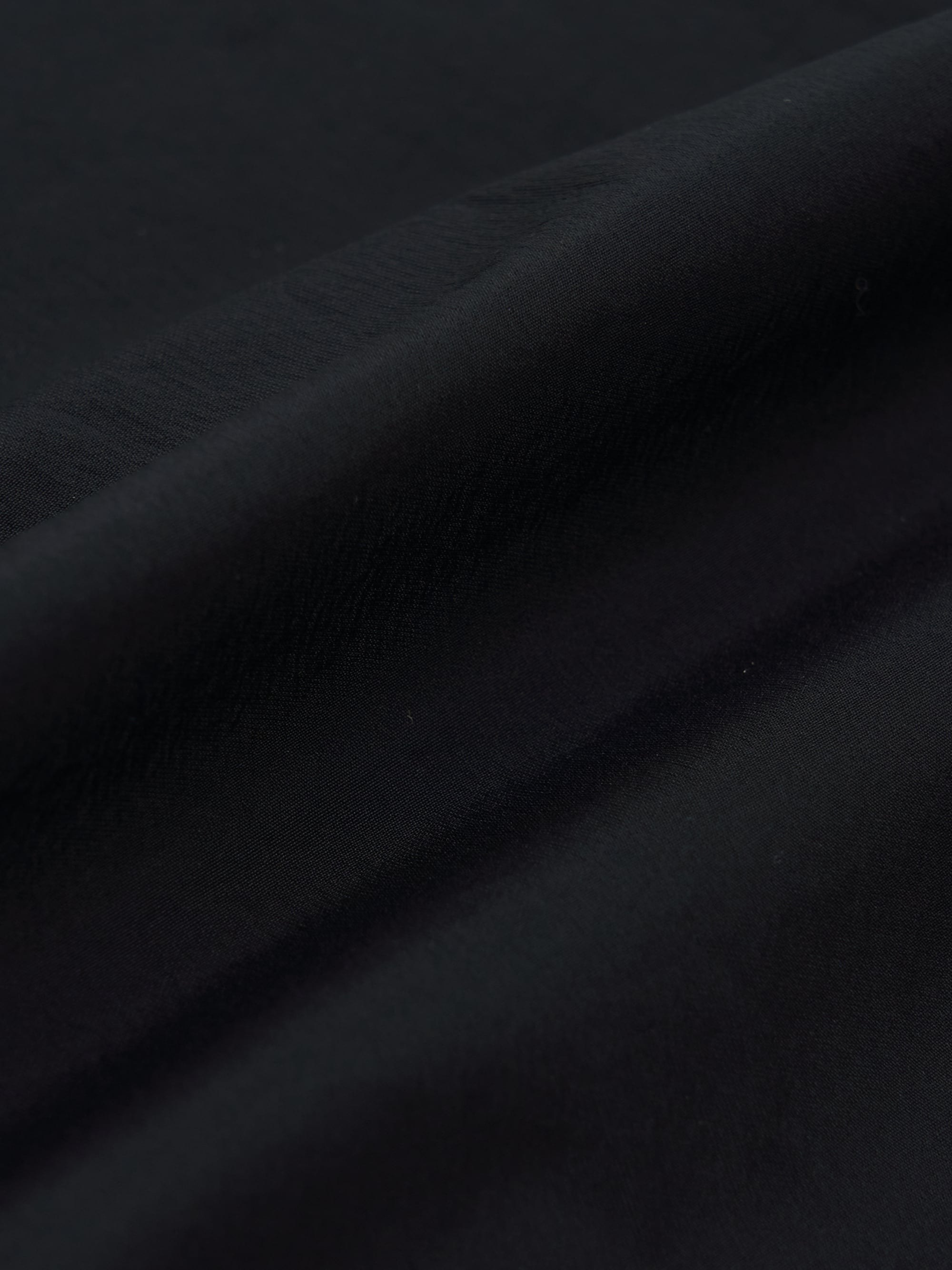Street Basic Woven Big Logo Artwork T-shirt