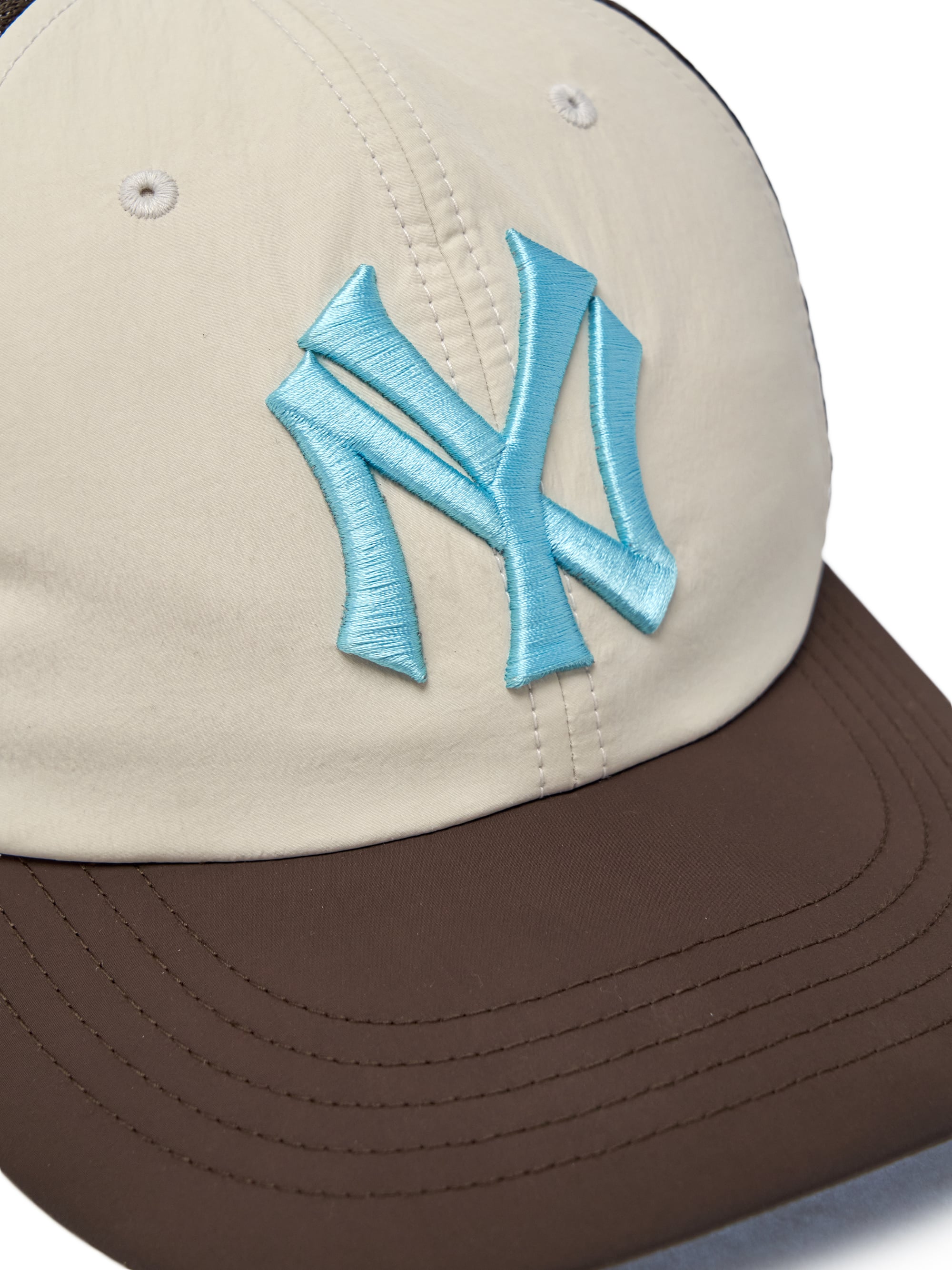 Sportive Color Block Mesh Cap