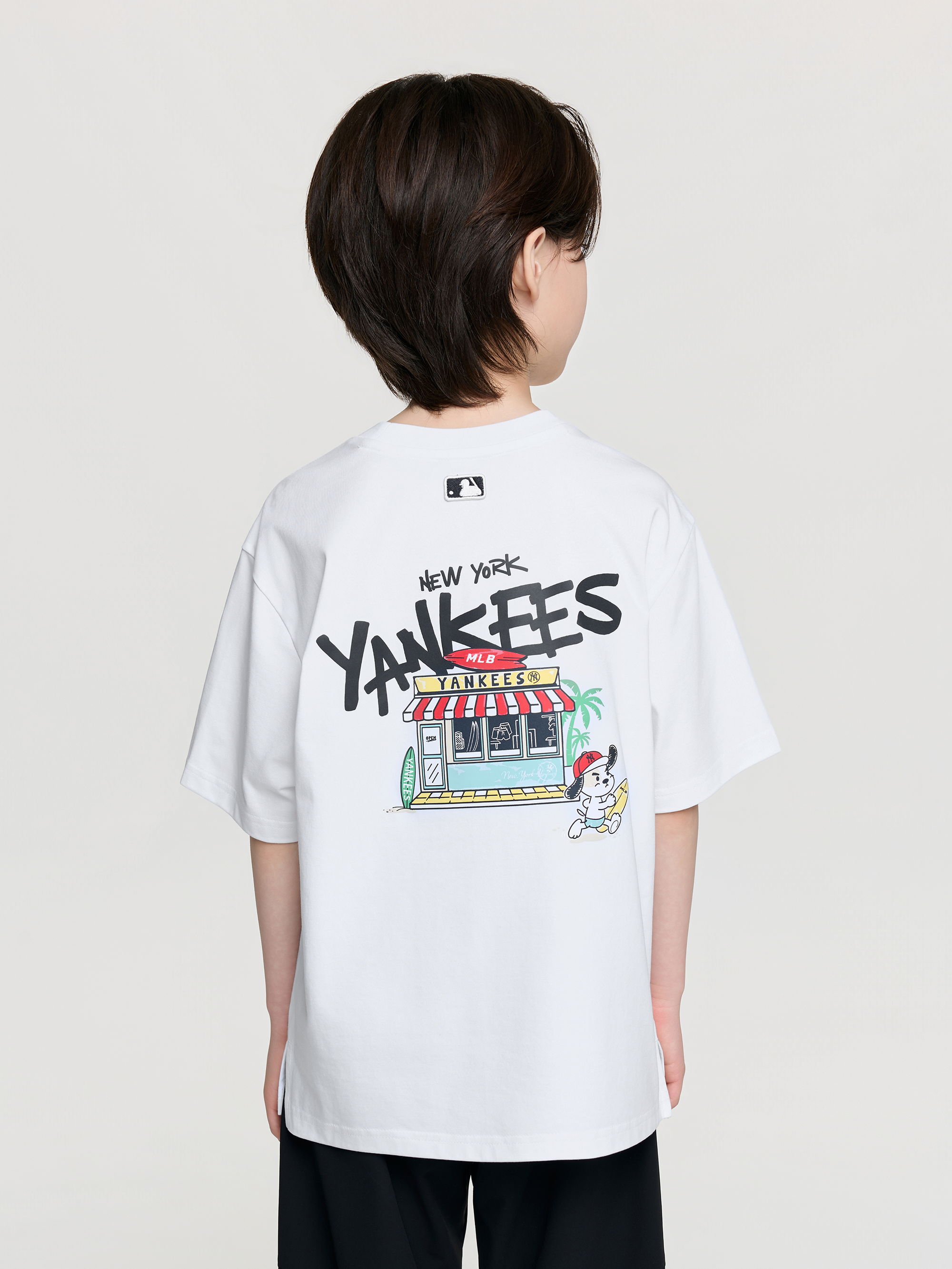 STREET SURFING ARTWORK T-shirt