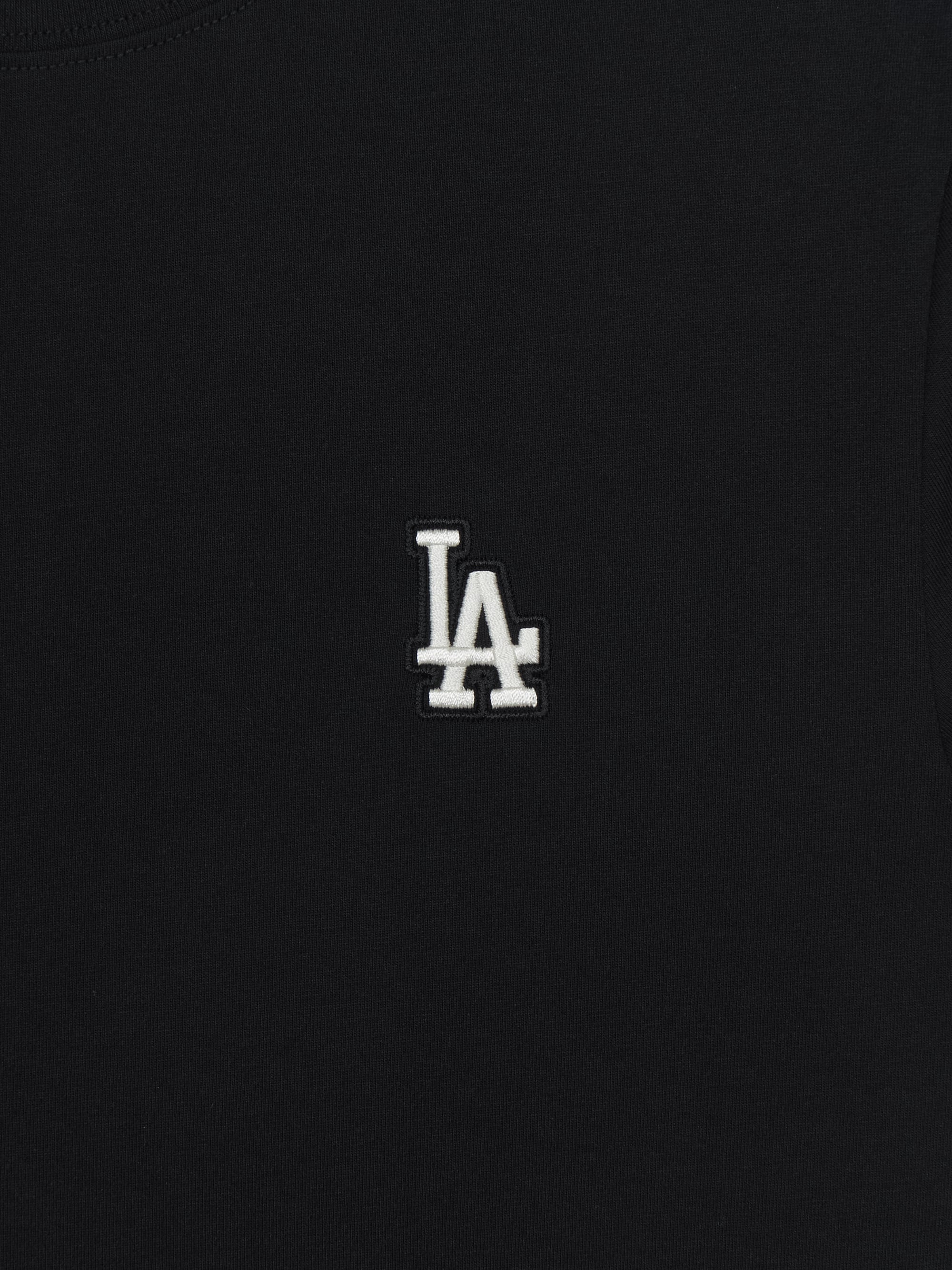 Basic Small Logo Regular Fit T-Shirts