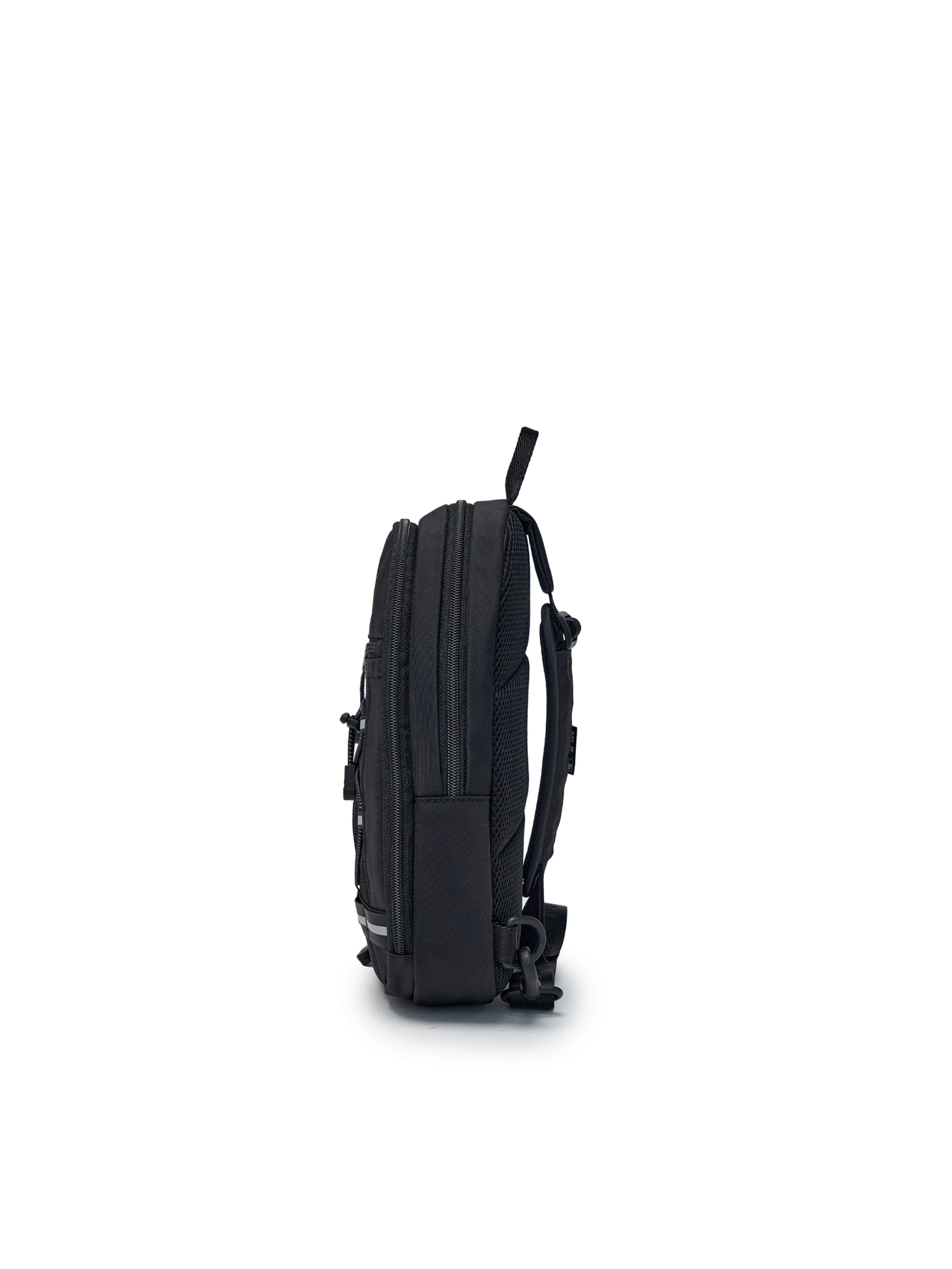 BASIC MESH SLINGBAG