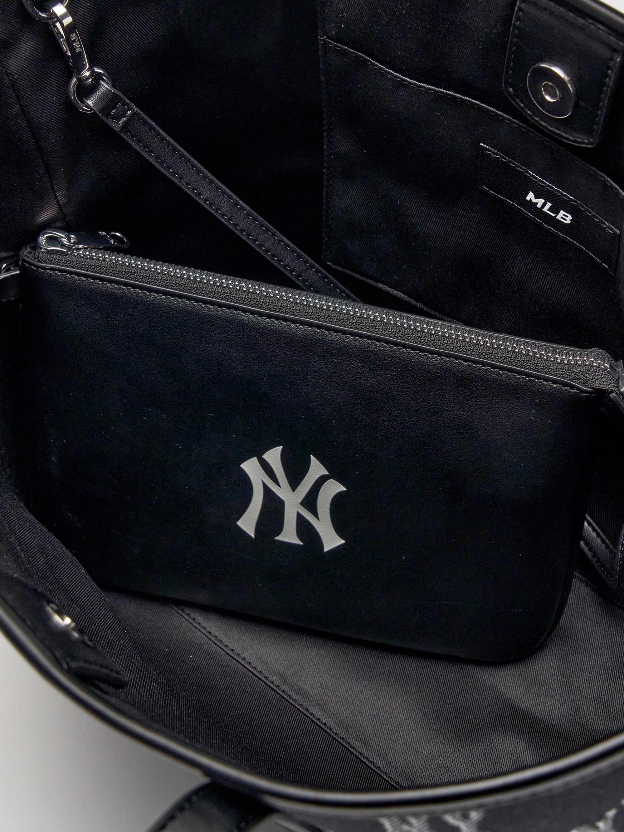 Dia Monogram Jqd Tote Bag