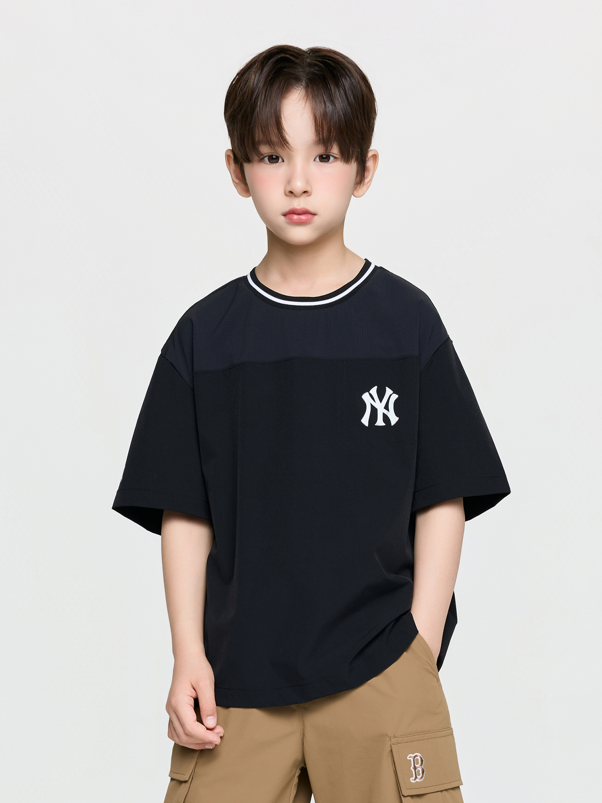 Street Basic Woven V-Neck T-Shirt