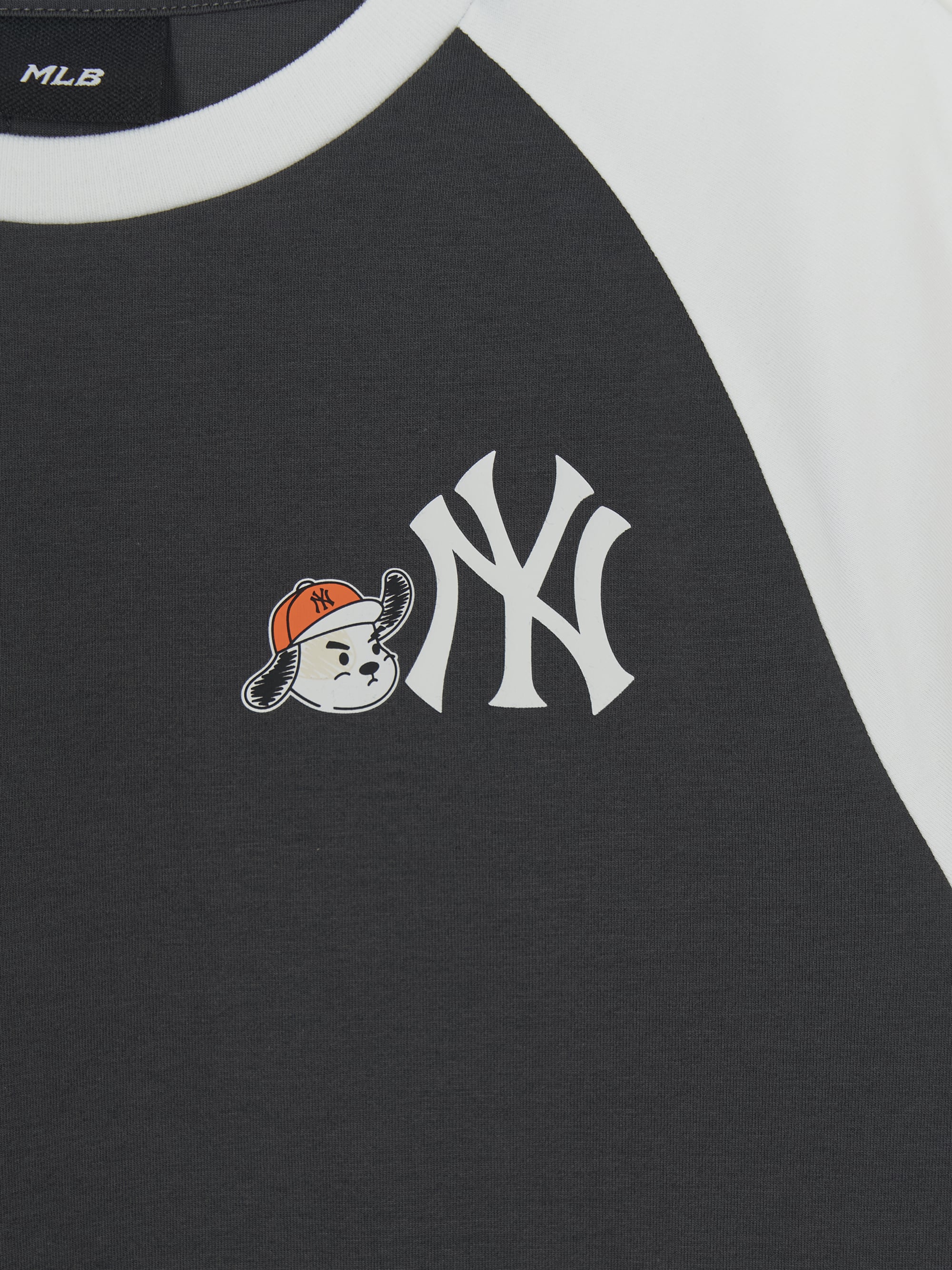 Street Character Artwork Raglan T-shirt