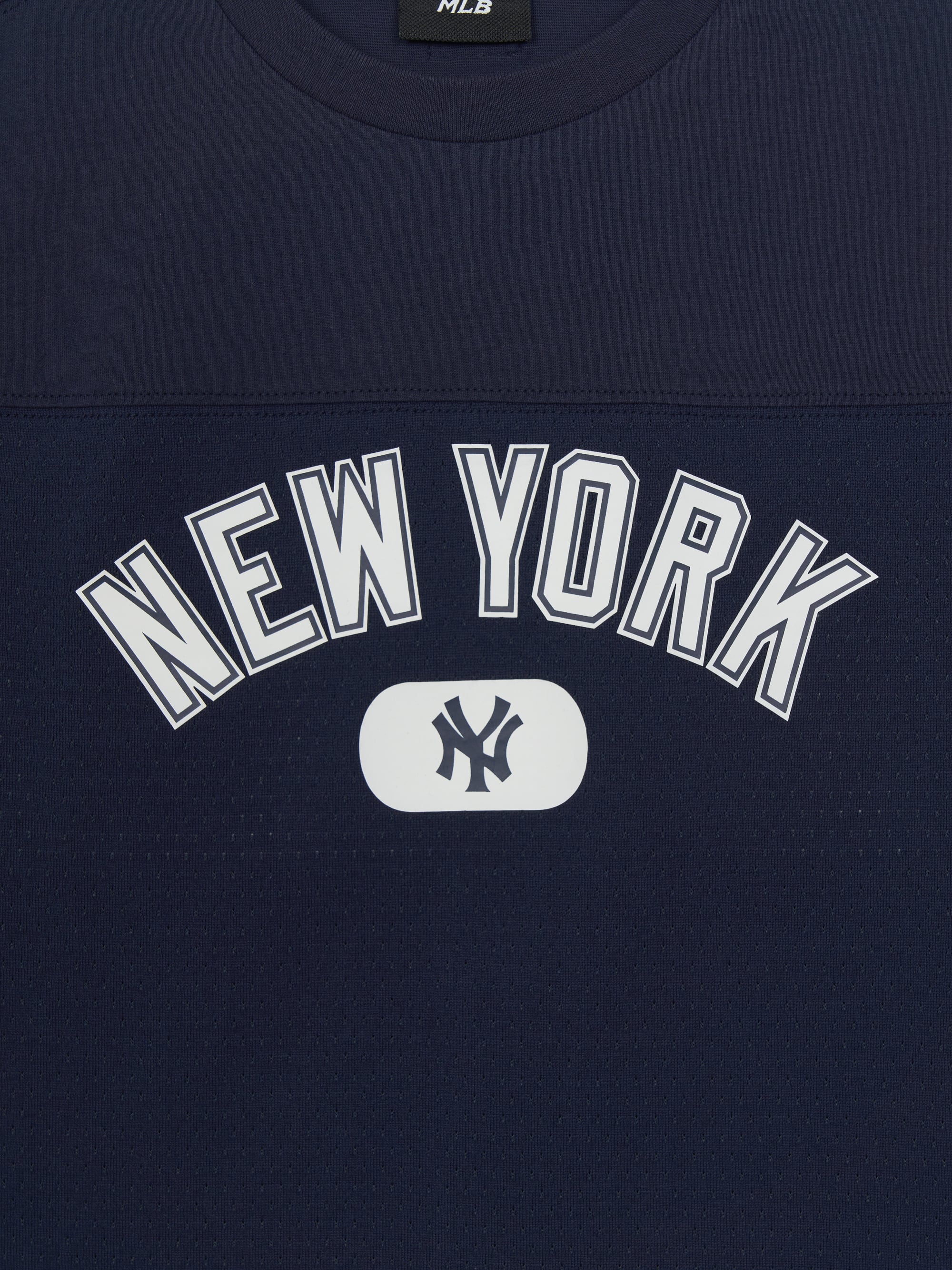 Street Basic Mesh Lettering T-shirt