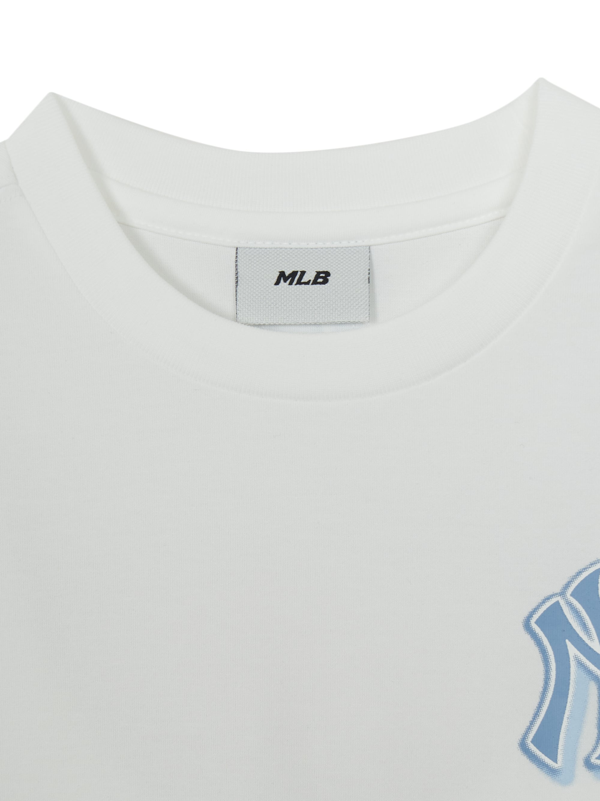 SPORTIVE MONOGRAM SQUARE ARTWORK T-shirt