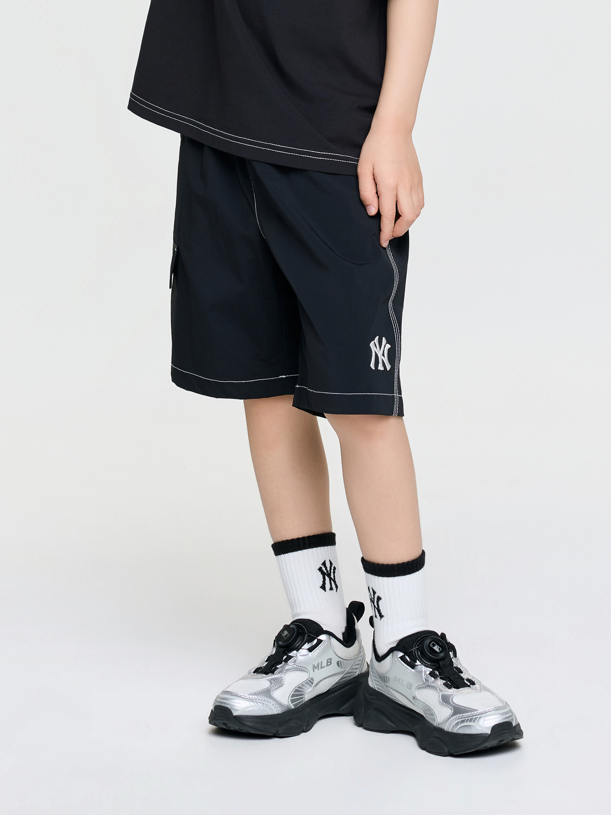SPORTIVE SMALL LOGO NYLON SHORTS