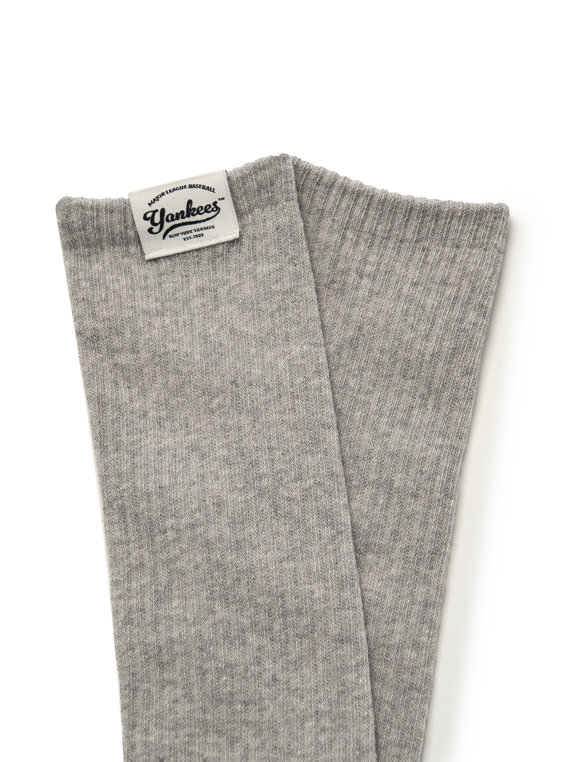 SPORTIVE LOOSE FIT HIGH SOCKS
