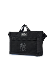 TAG MESH MESSENGER BAG