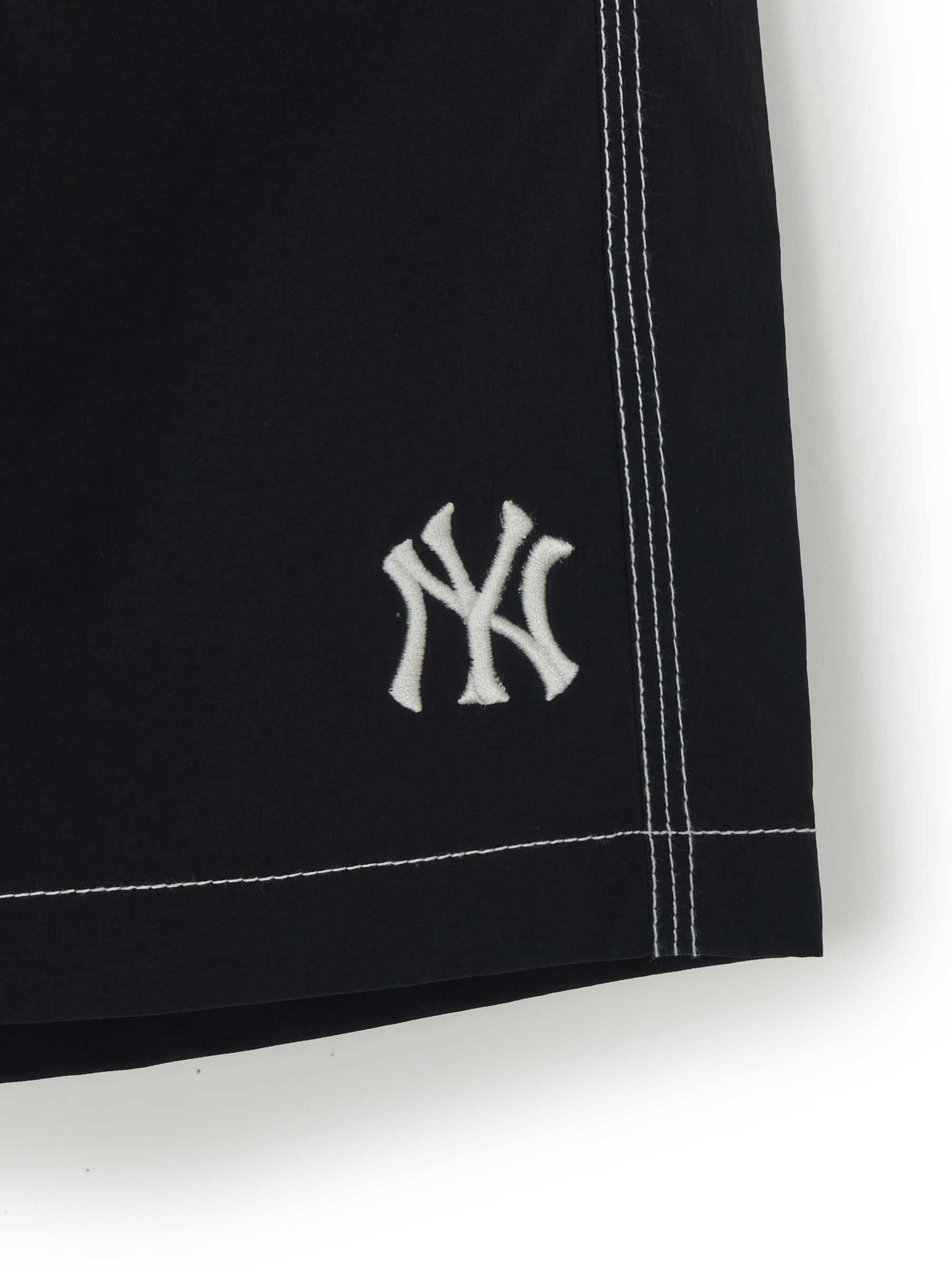 SPORTIVE SMALL LOGO NYLON SHORTS