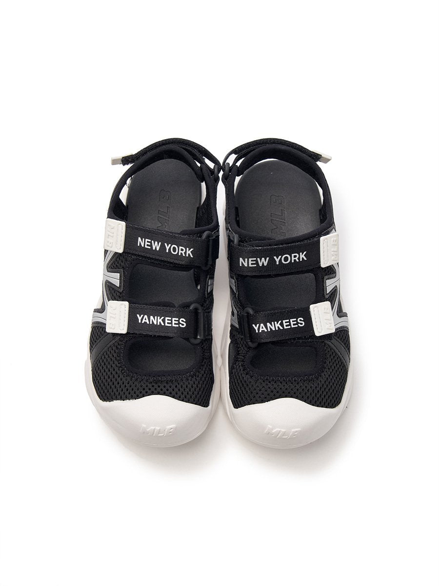 Ace Runner Sandals