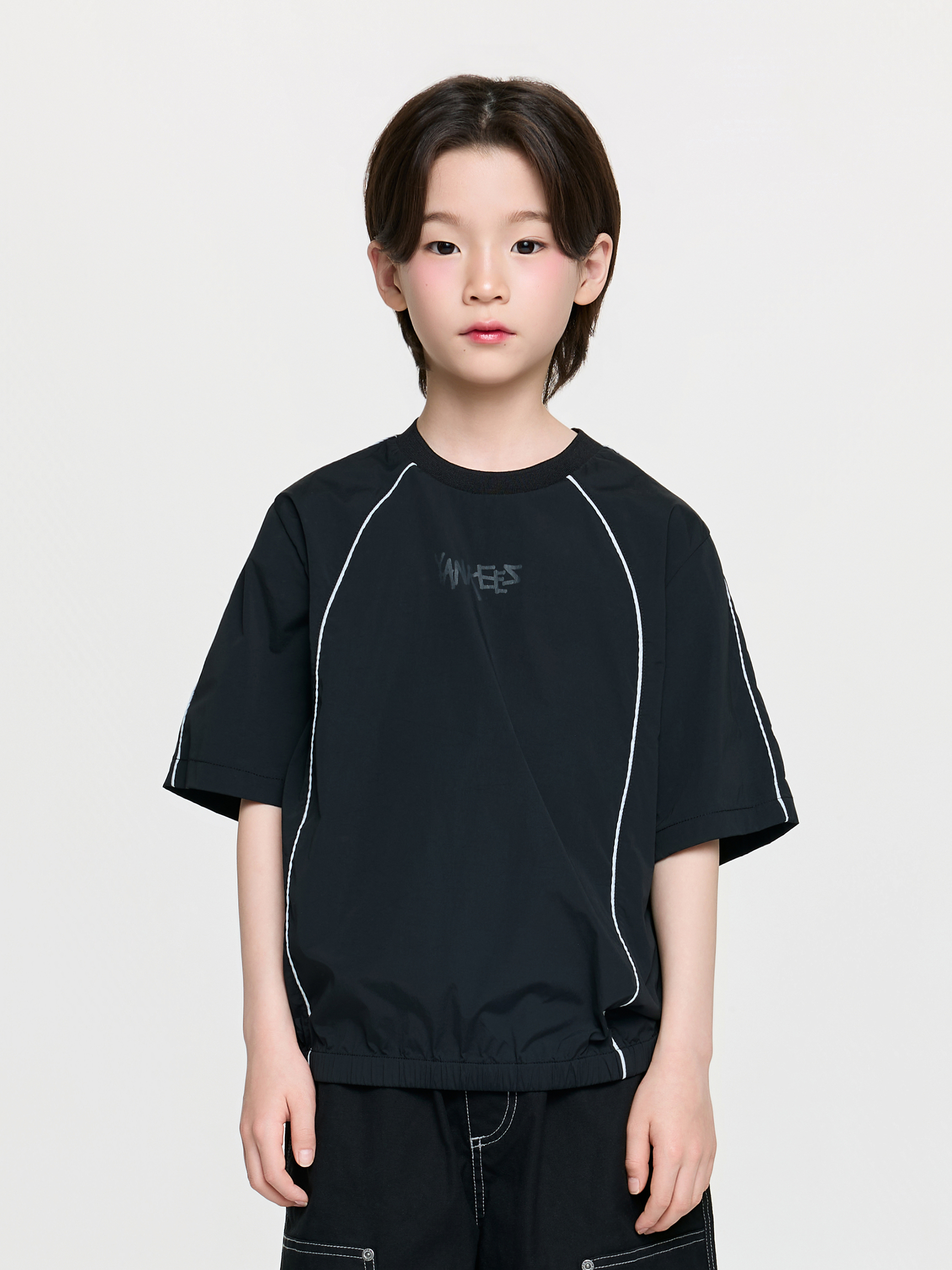 Street Basic Woven Big Logo Artwork T-shirt