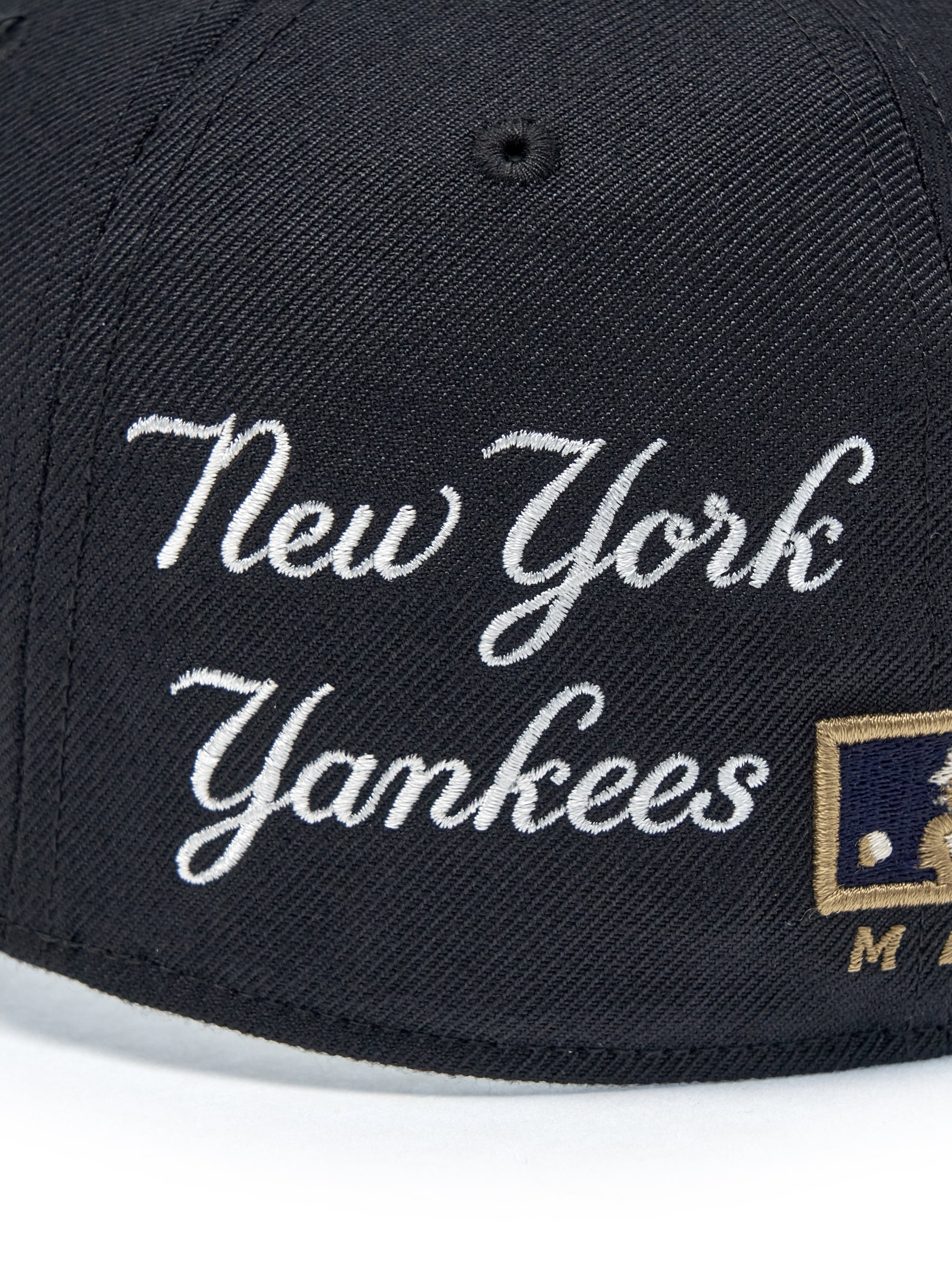 SIGNATURE PATCH STRUCTURED BALLCAP