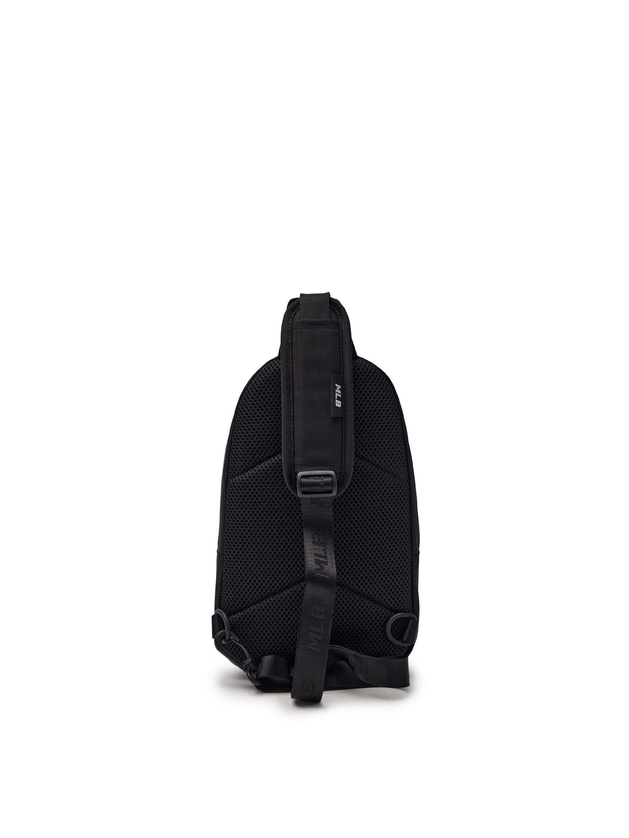 Basic Mesh Slingbag