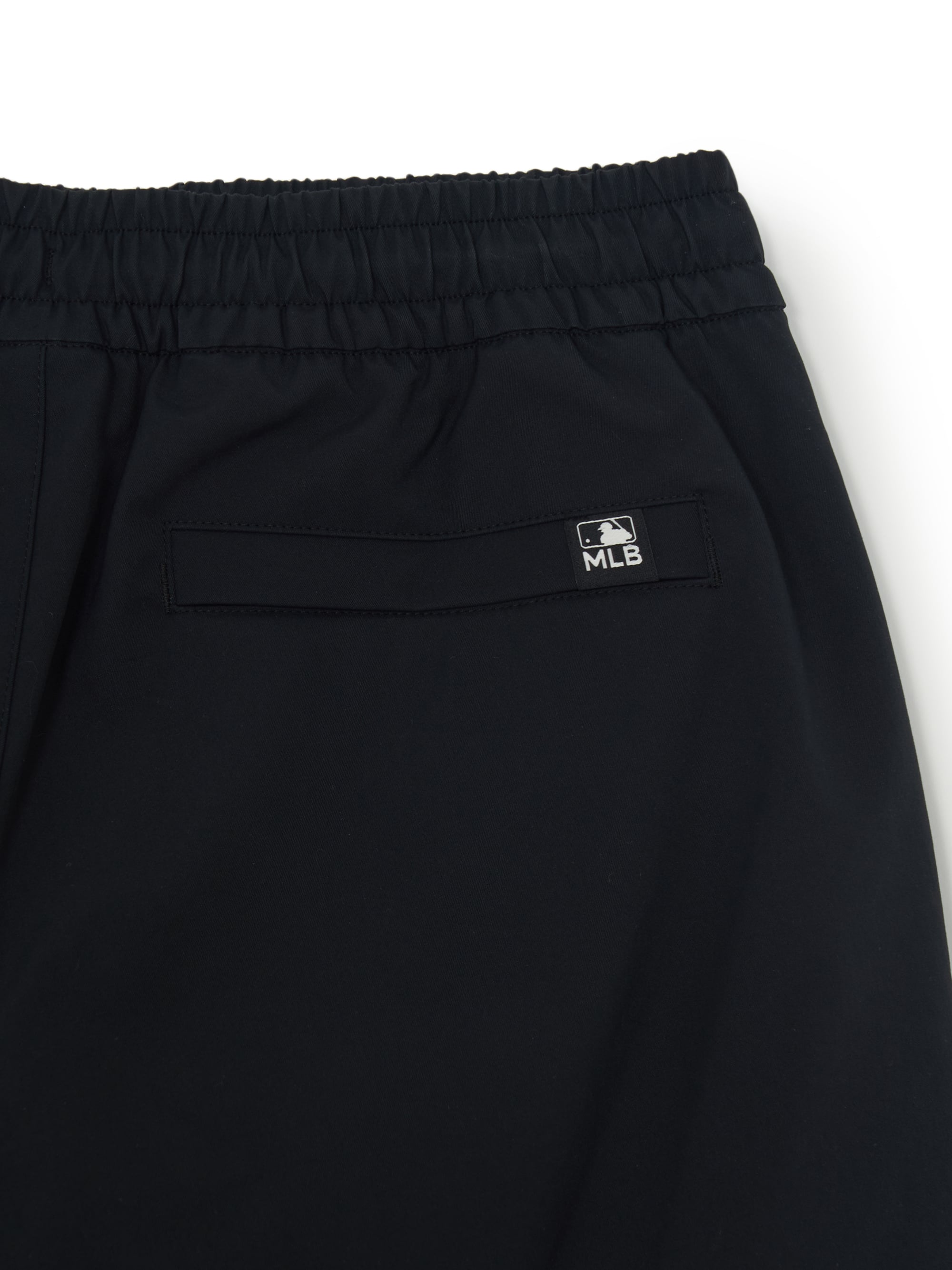 BASIC SMALL LOGO COTTON TOUCH WOVEN 7in Shorts