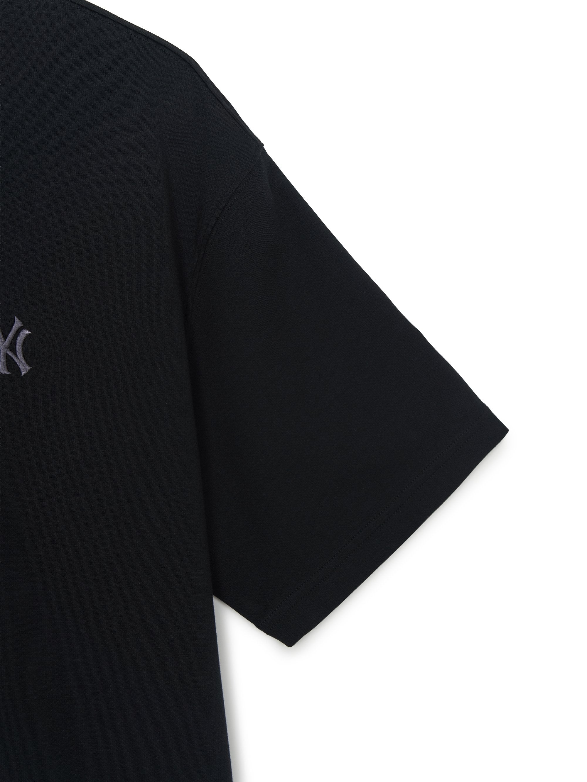 Basic Small Logo Short Sleeve Sweatshirt