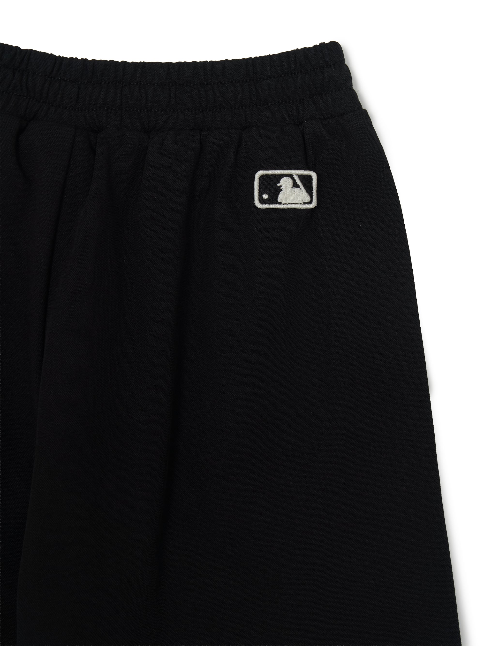 VARSITY BIG LOGO Shorts
