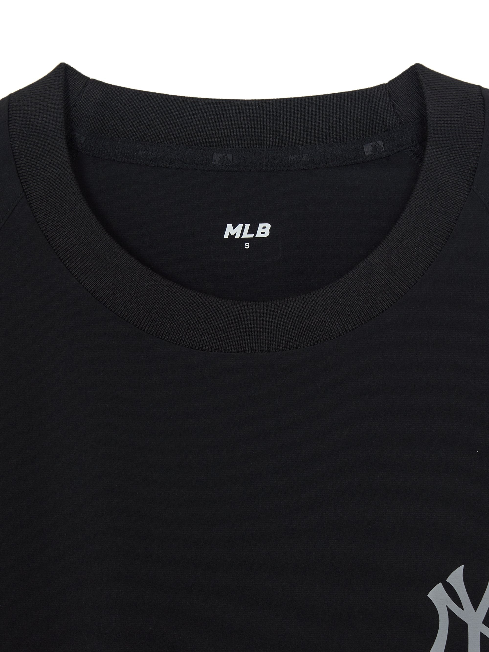 M-Treet Mega Logo Woven Half Sleeve Sweatshirt