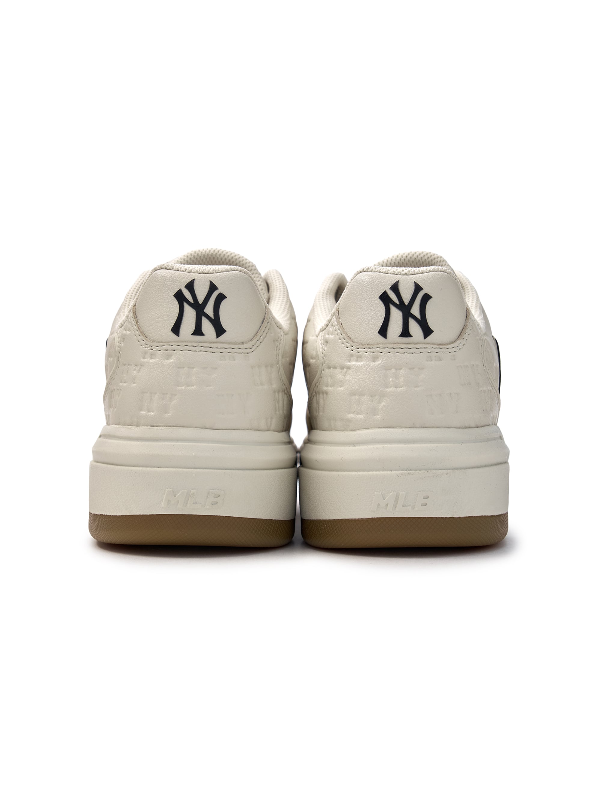 CHUNKY LINER EMBO MONOGRAM COOPERS TOWN