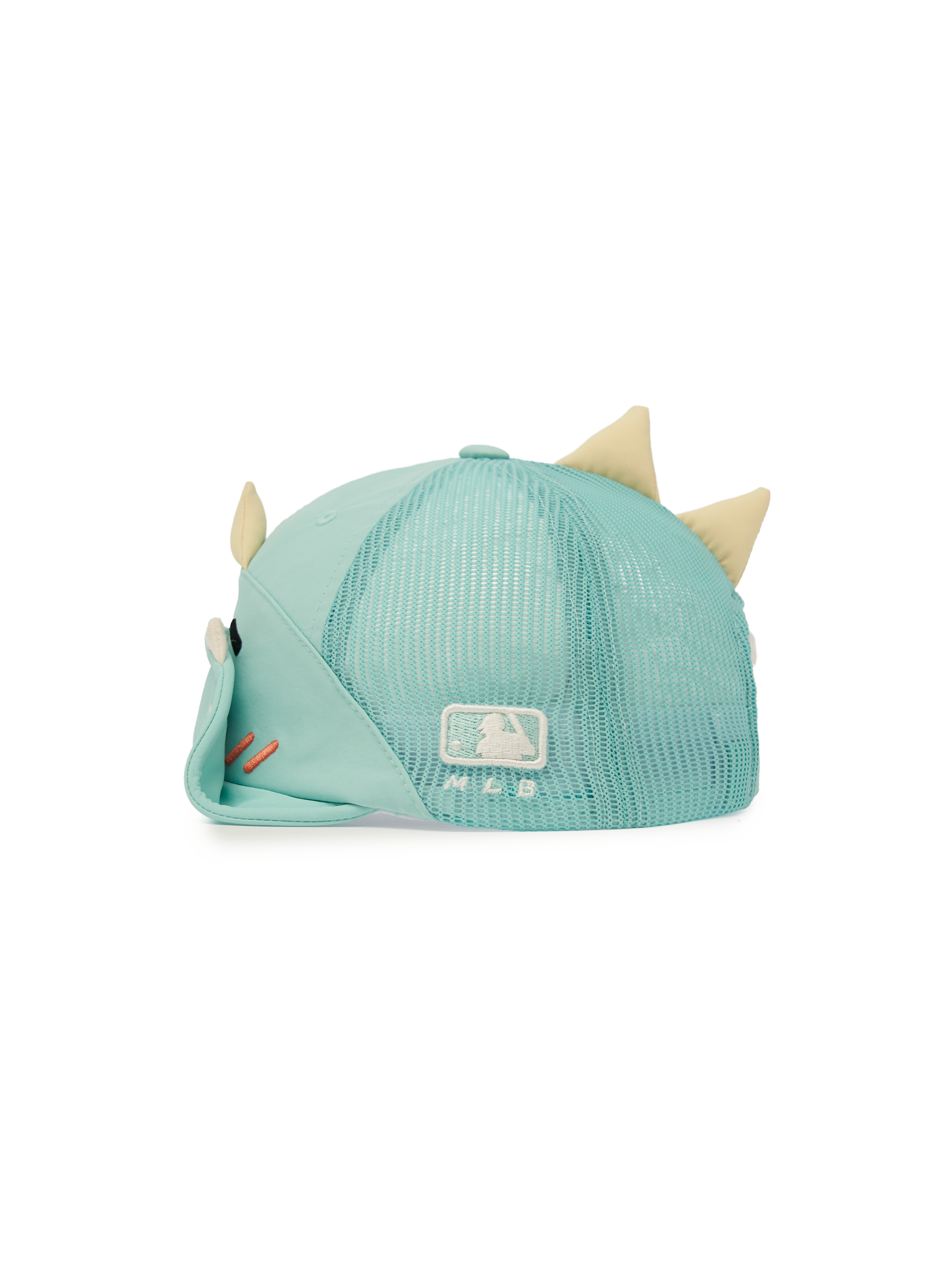 Mega Bear Friends Mesh Wire Cap