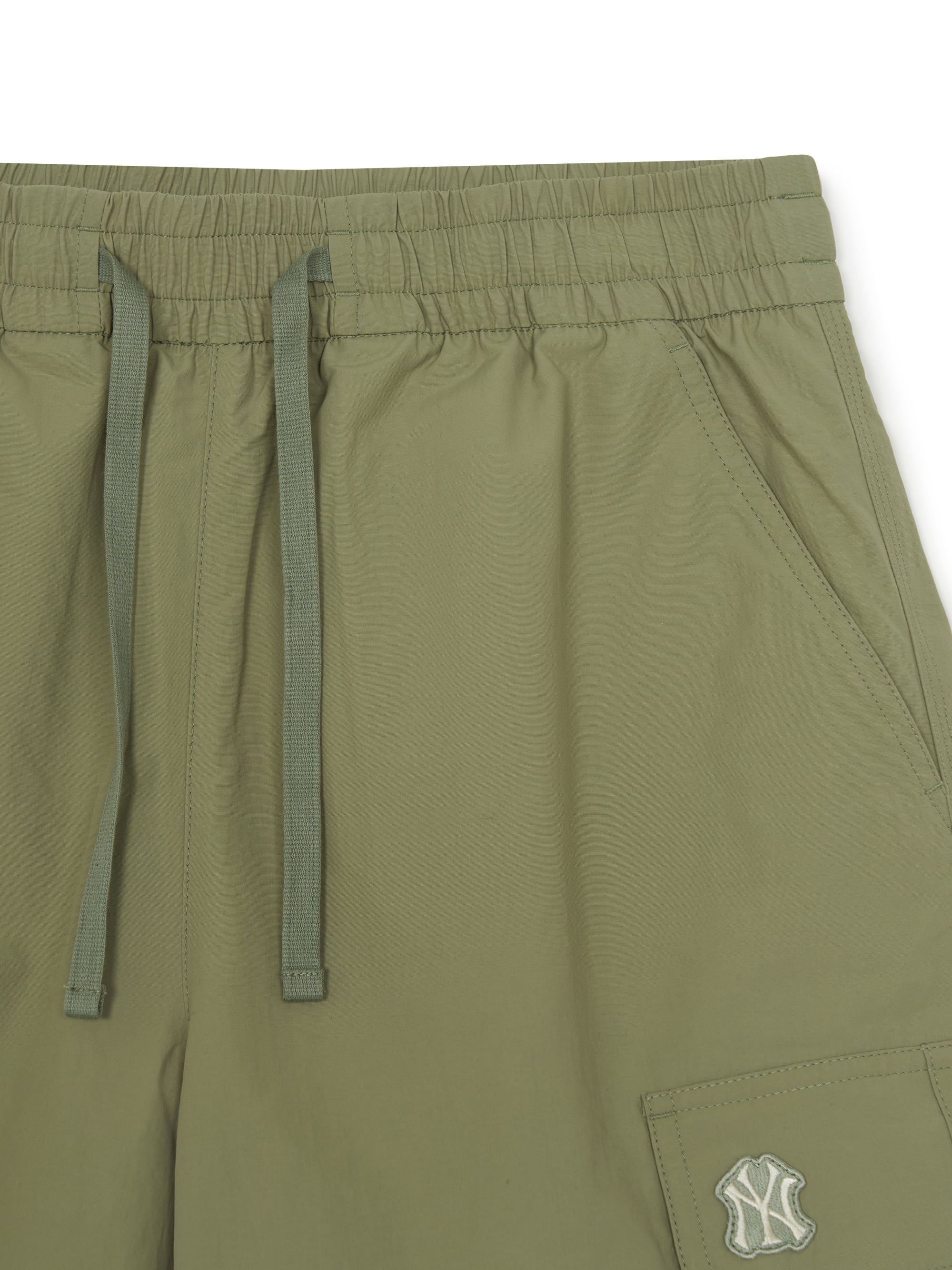 Light Weight Cotton Touch Strap Cargo 9in Shorts