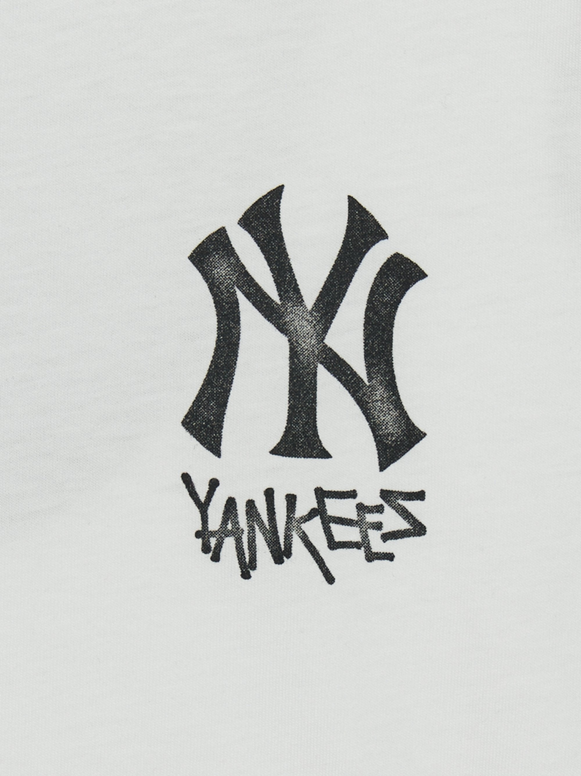 Basic Street Artwork Long Slv T-shirt