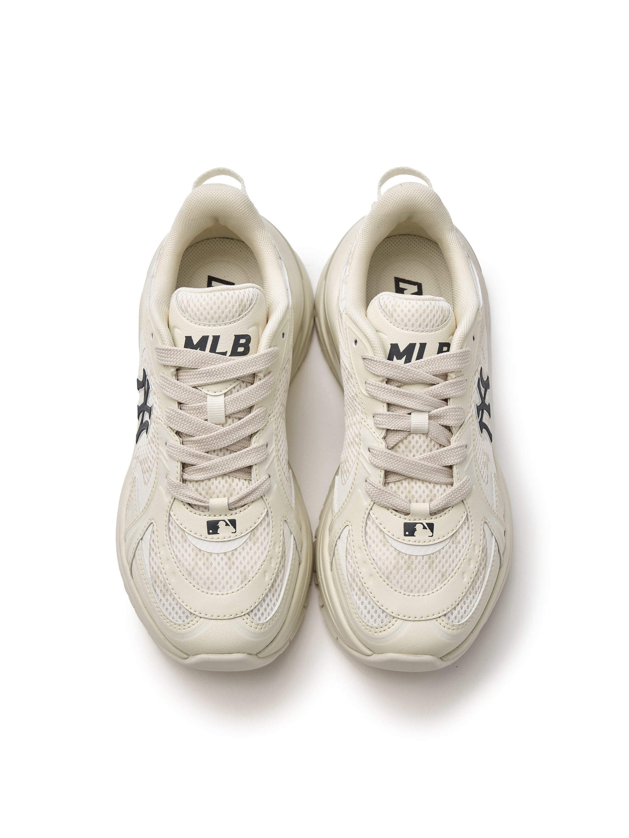Curve Runner Monogram