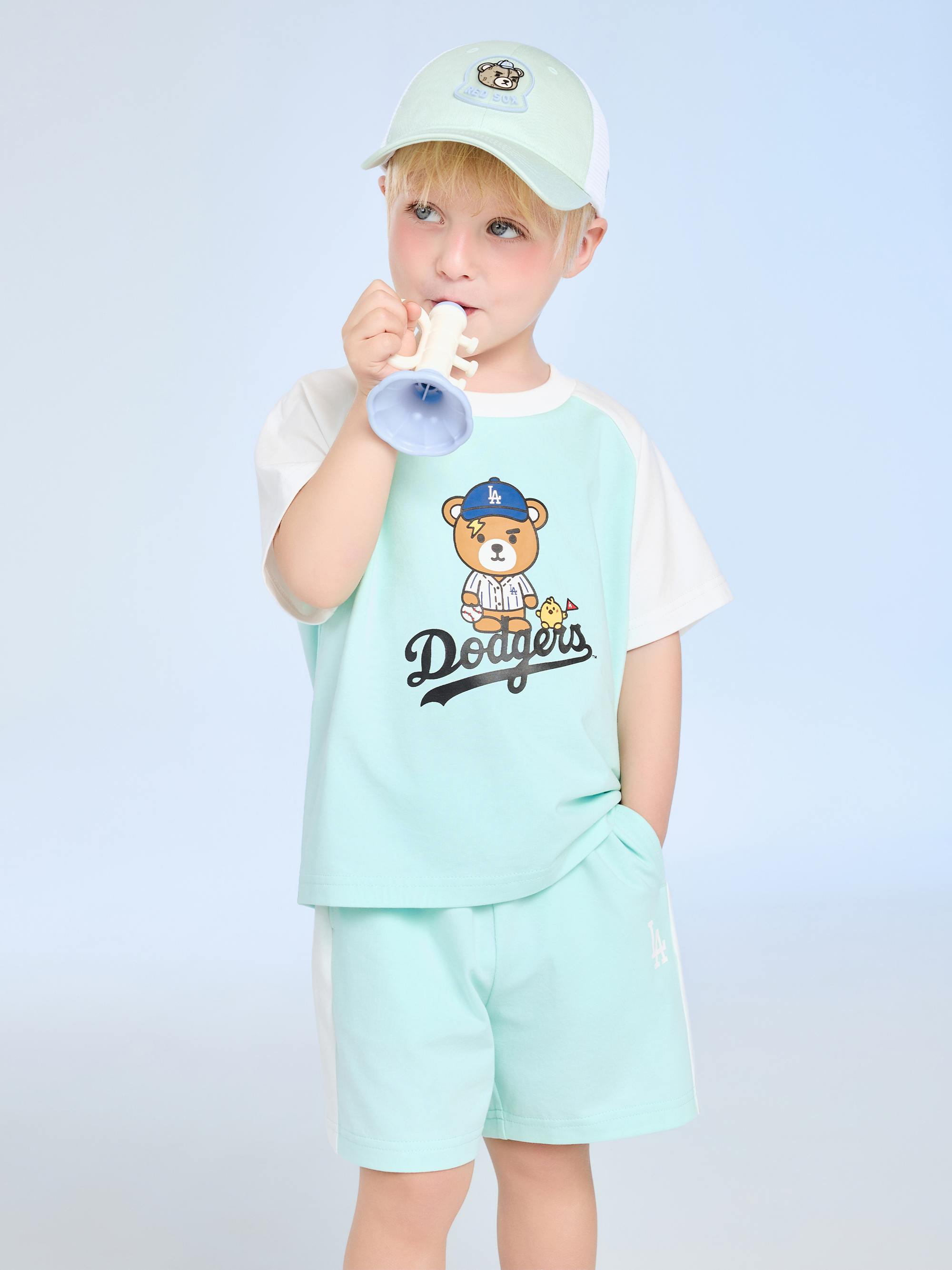 MEGABEAR FRIENDS RAGLAN T-shirt SET