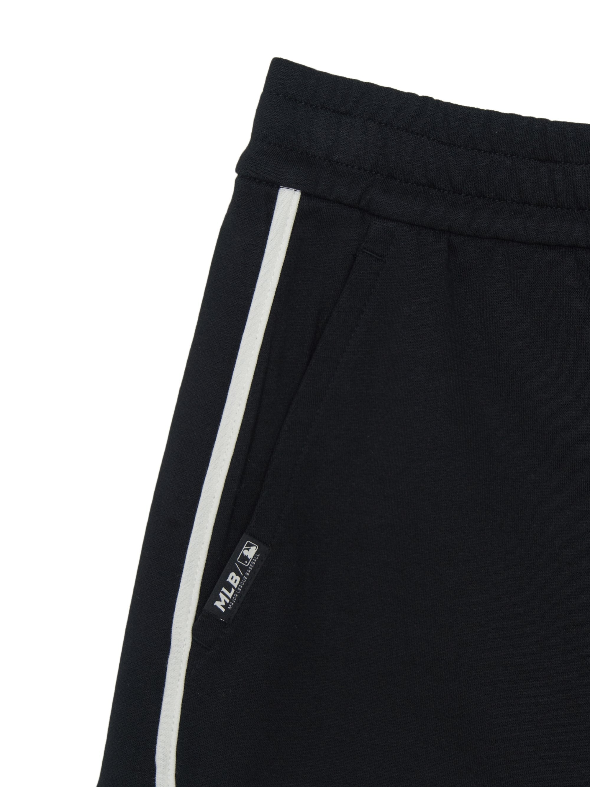 Women's Basic Small Logo Running Dolphin Pants