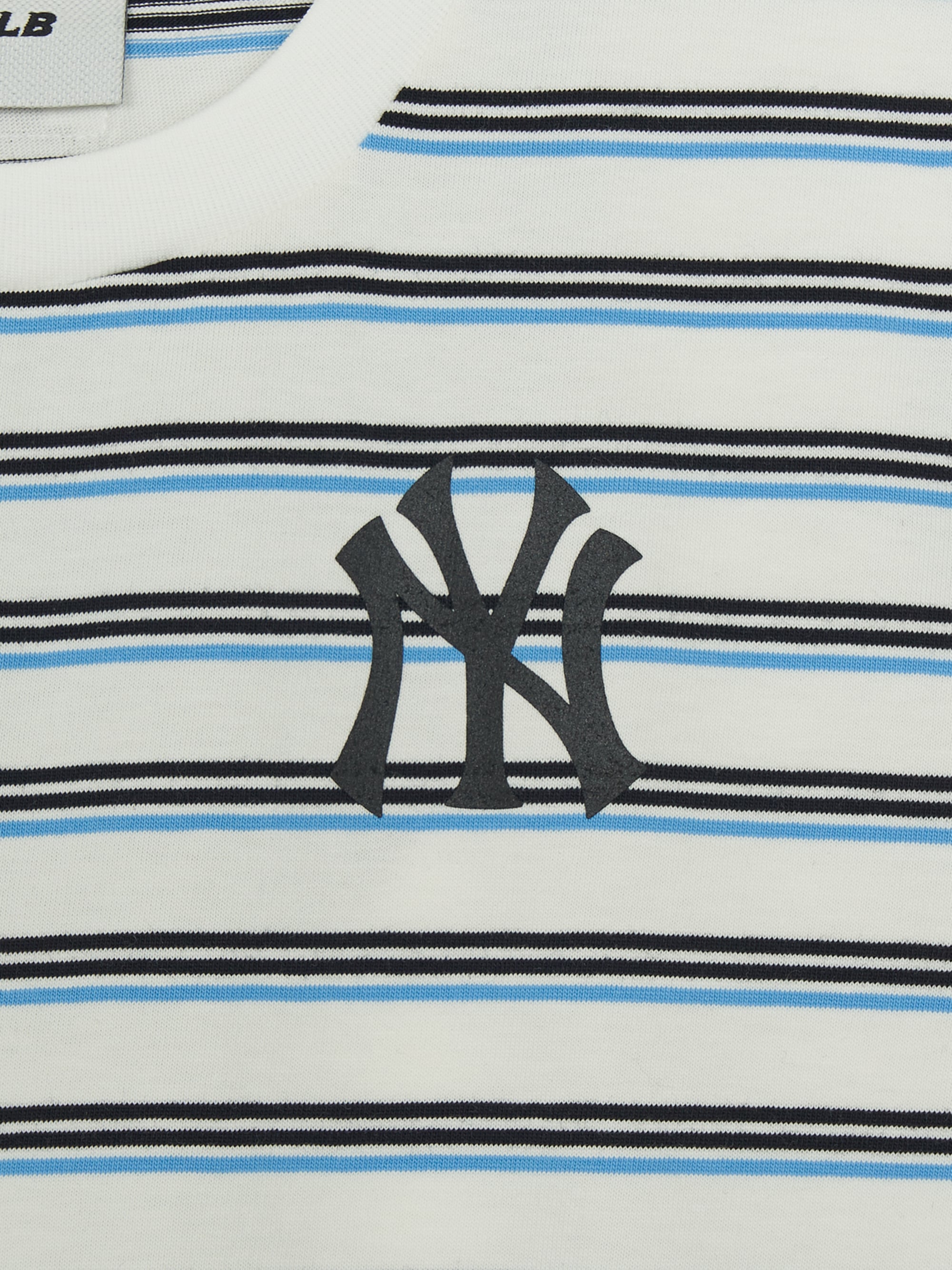 STREET BASIC STRIPED ARTWORK T-SHIRT SET