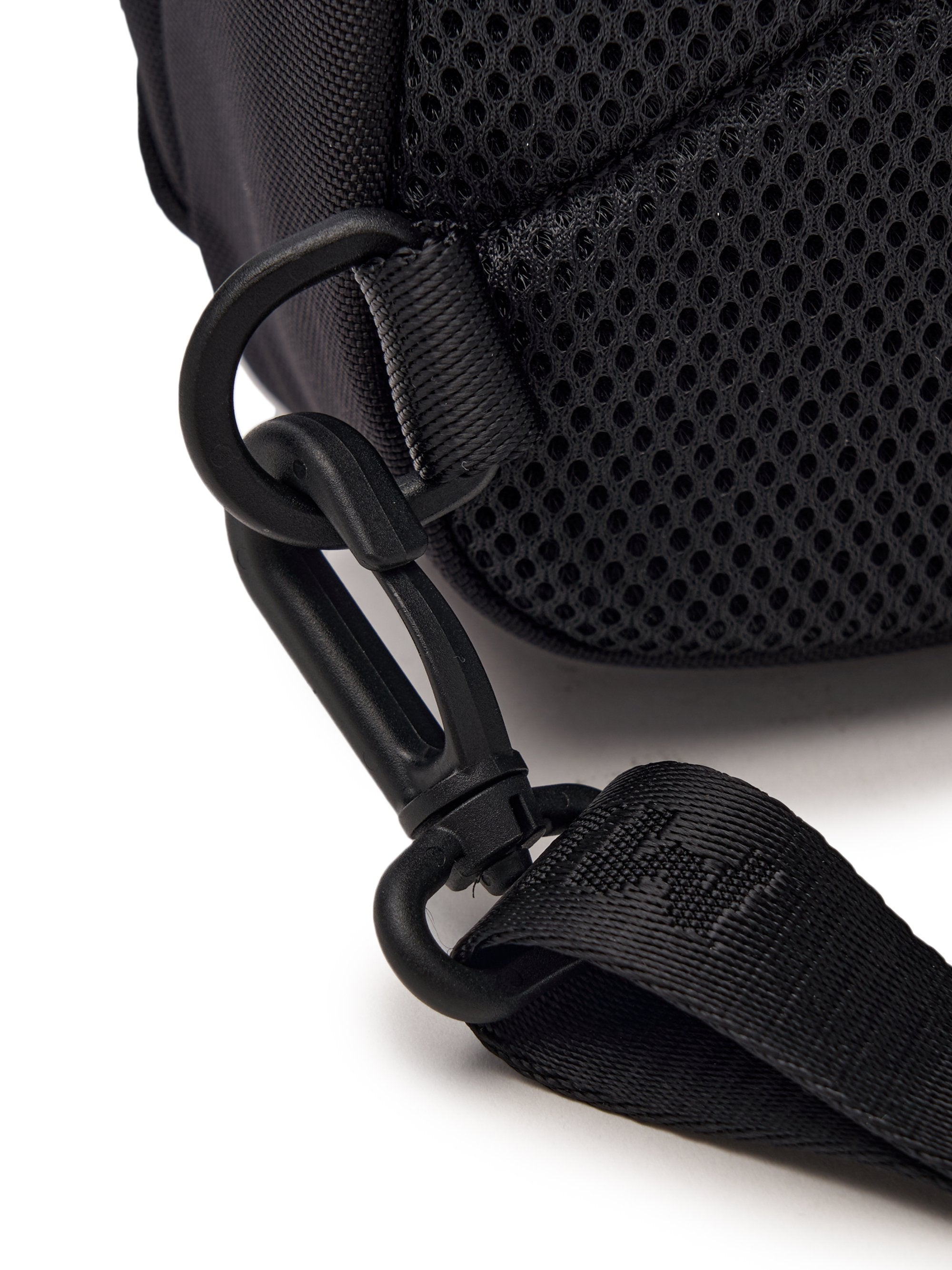 Basic Mesh Slingbag