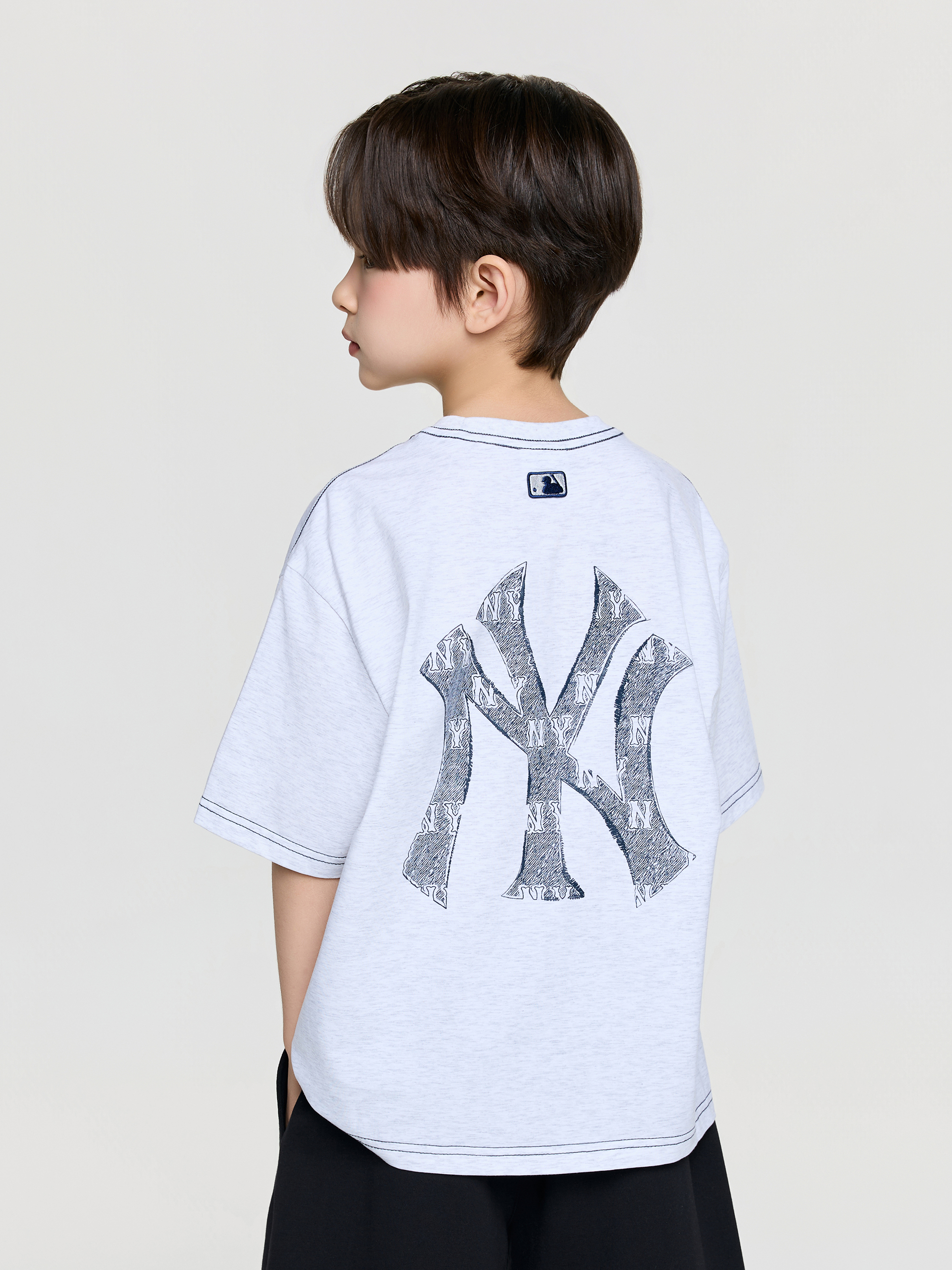 STREET MONOGRAM BIG LUX T-shirt