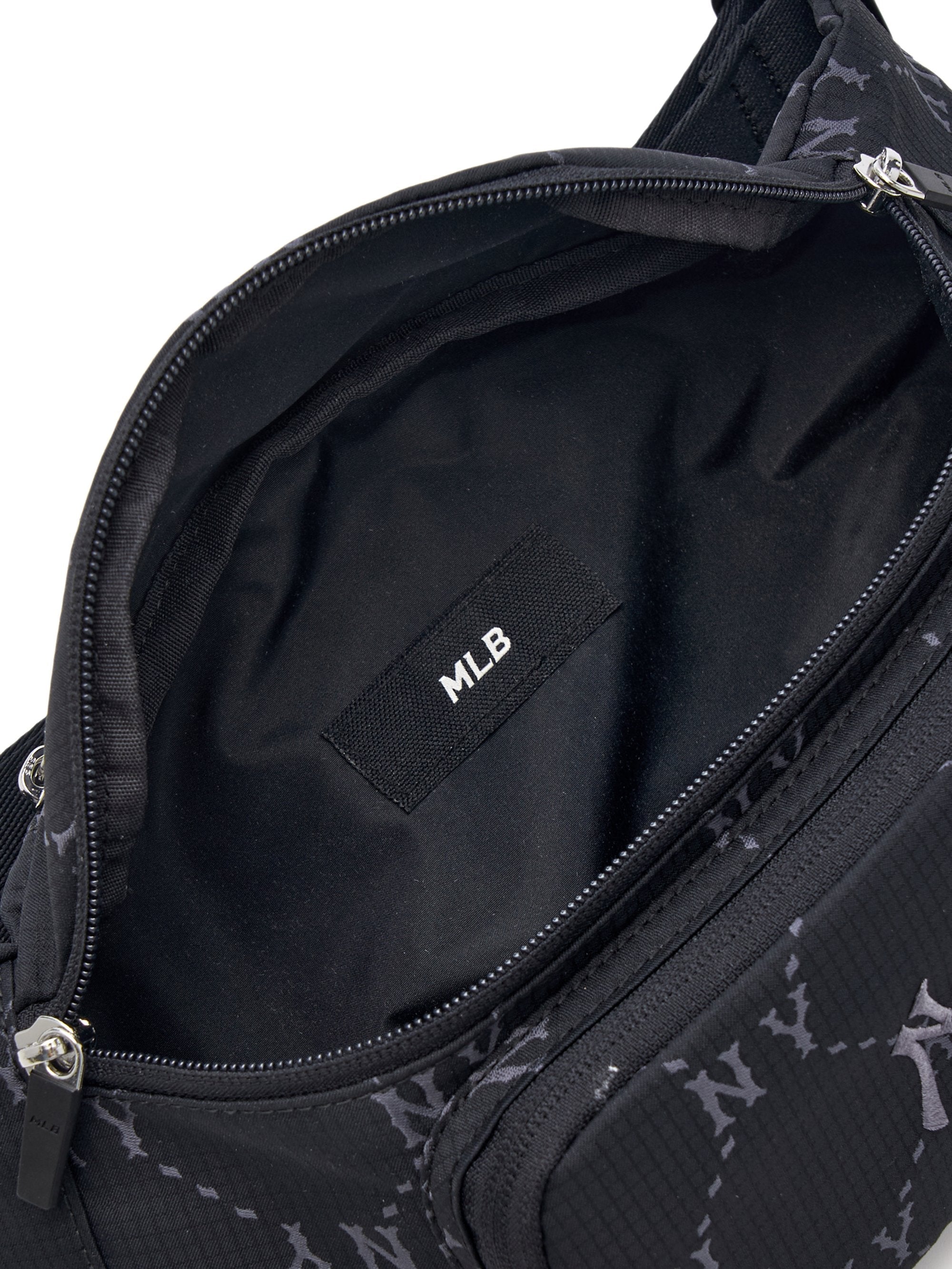 Dia Monogram Sportive Hipsack