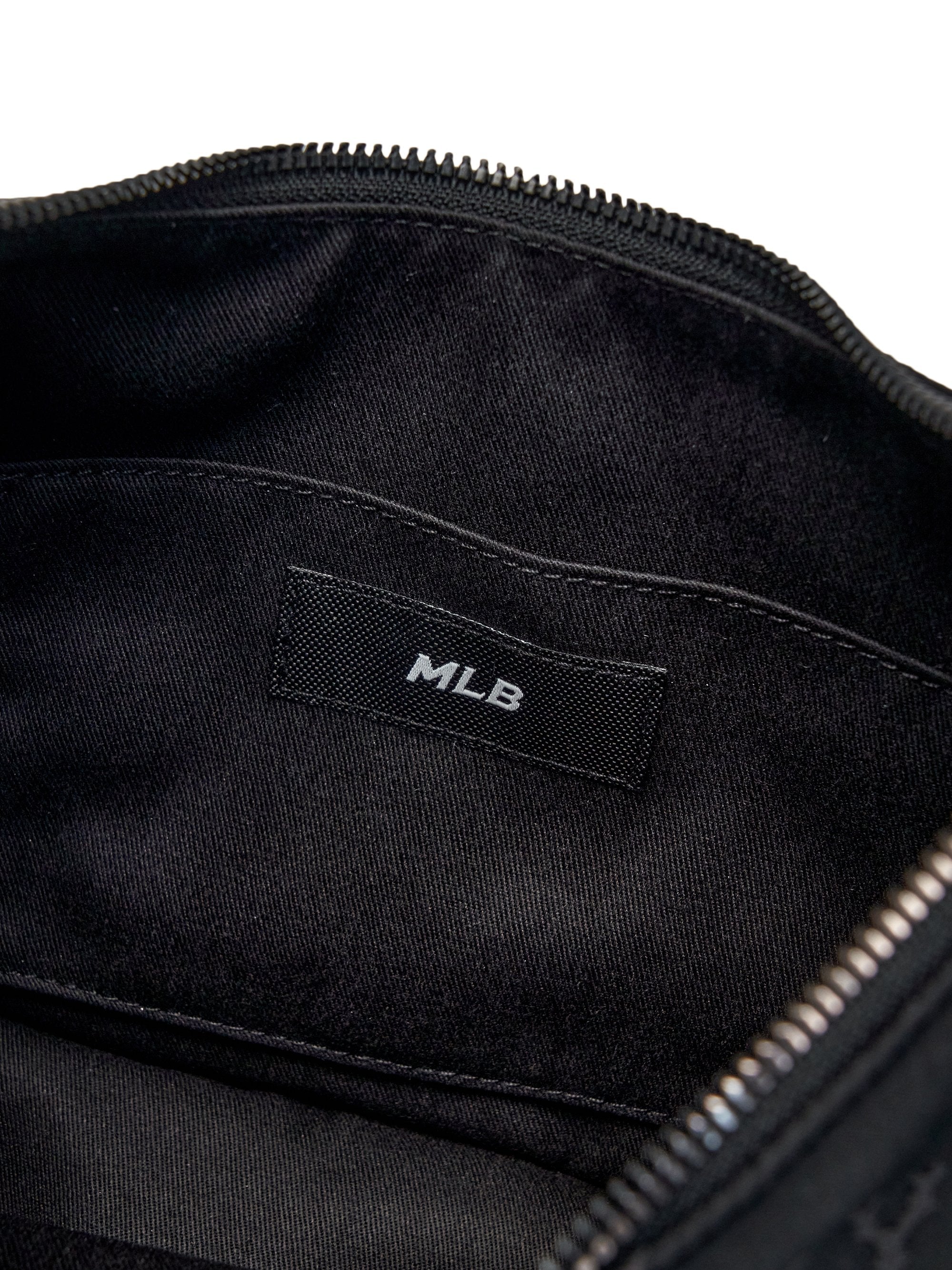 Classic Monogram Sportive Hobo Bag