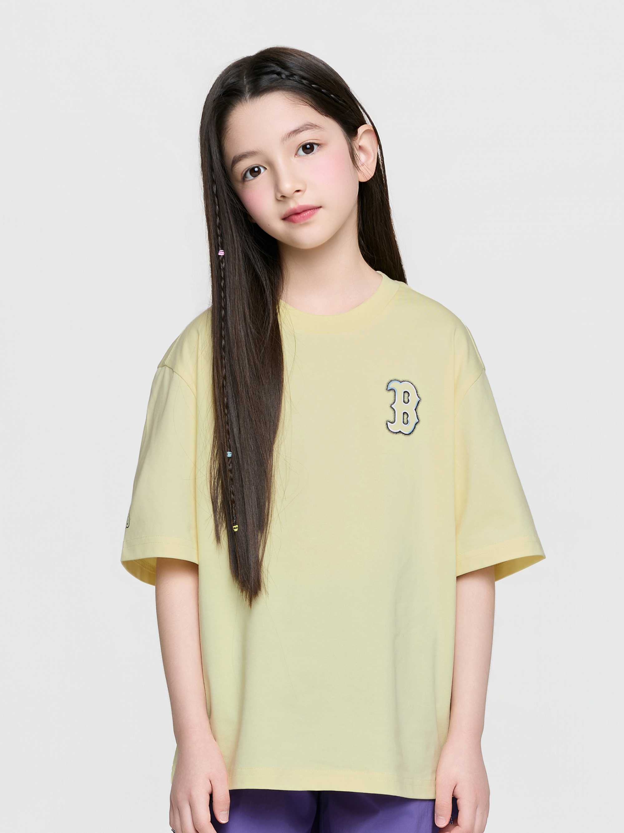 STREET MEGABEAR LINE ARTWORK T-shirt