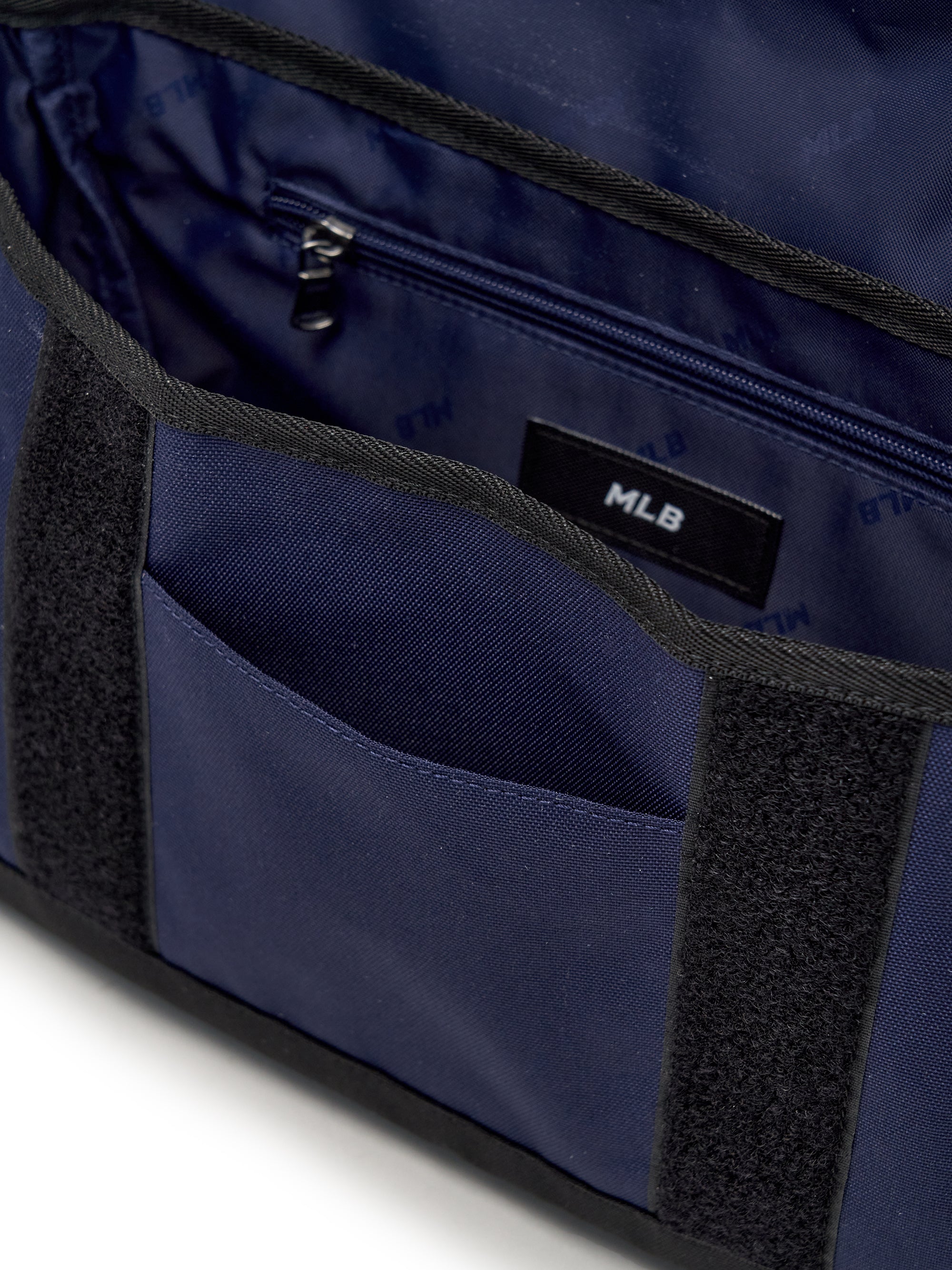 MESH POCKET MINI MESSENGER BAG