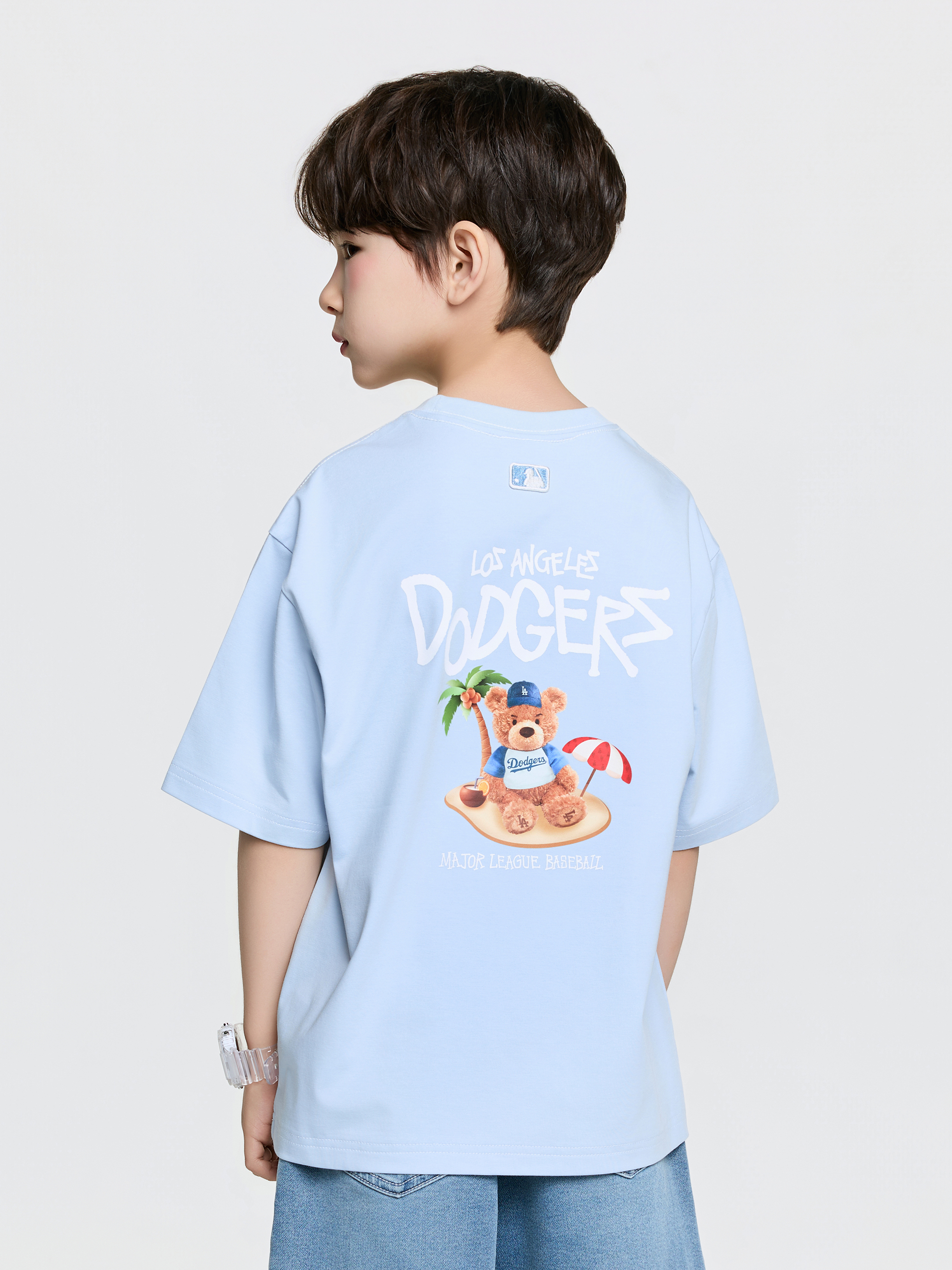 STREET BEAR ARTWORK T-shirt