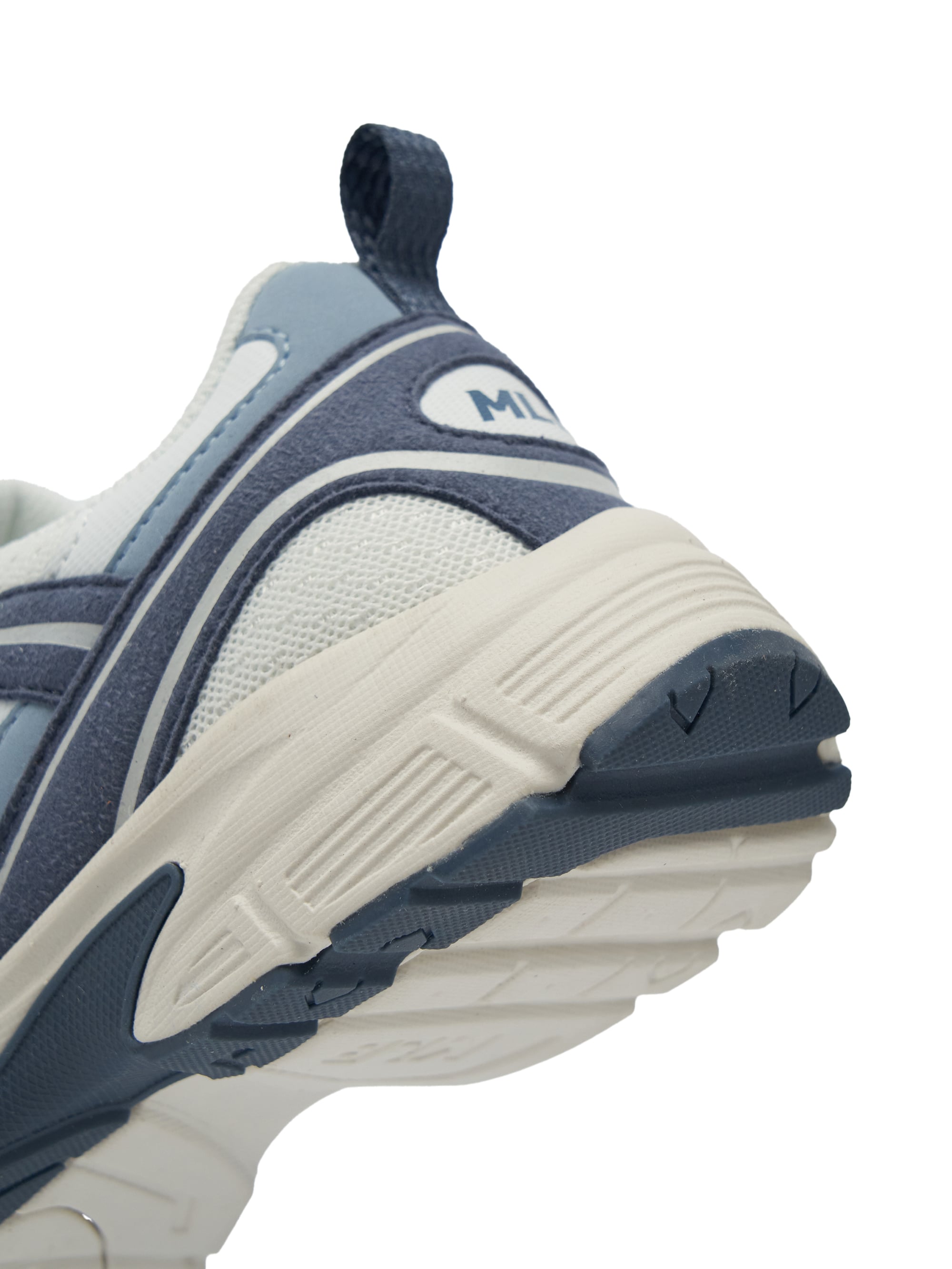 TRACK RUNNER RAYER