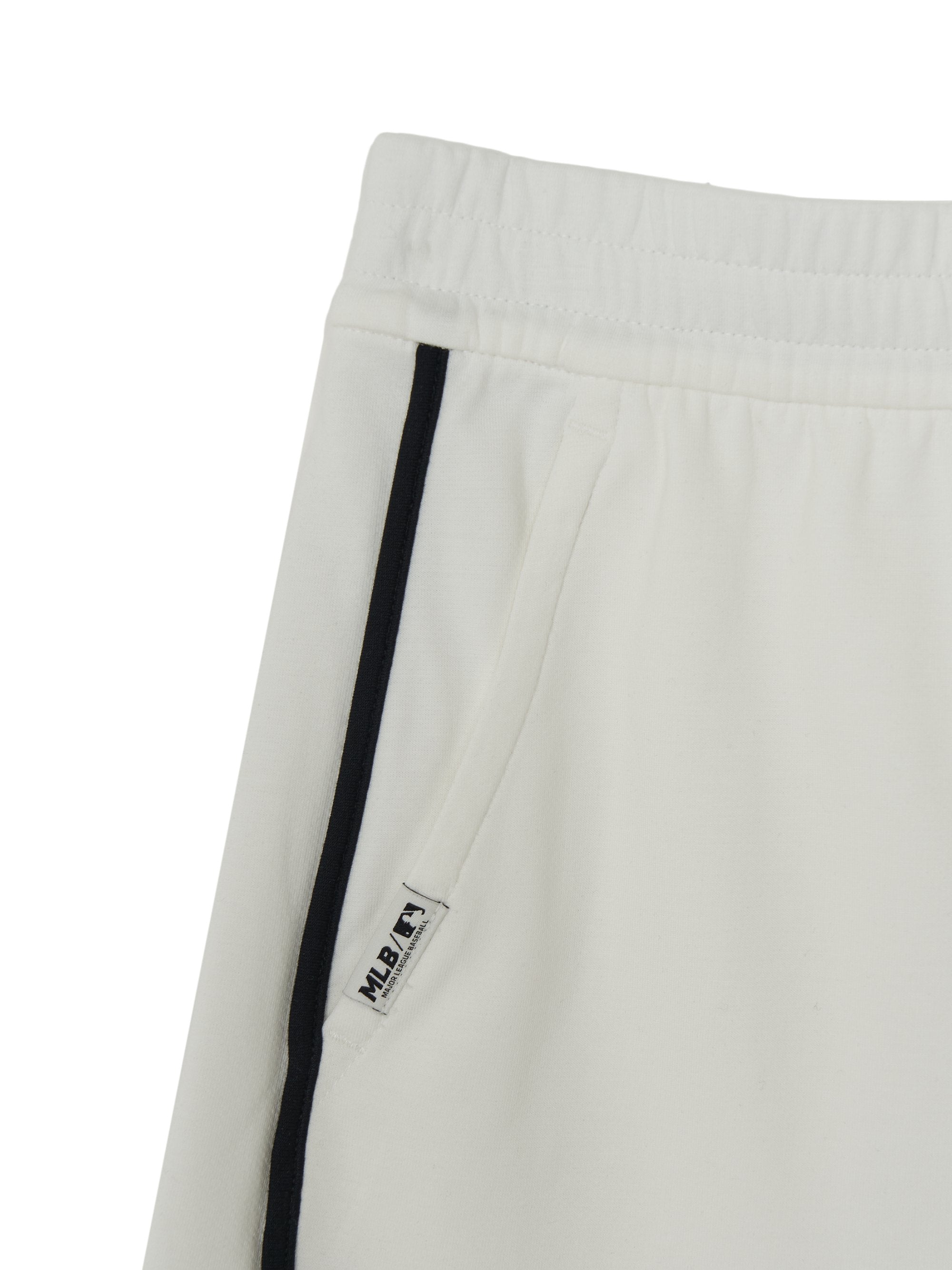 Women's Basic Small Logo Running Dolphin Pants