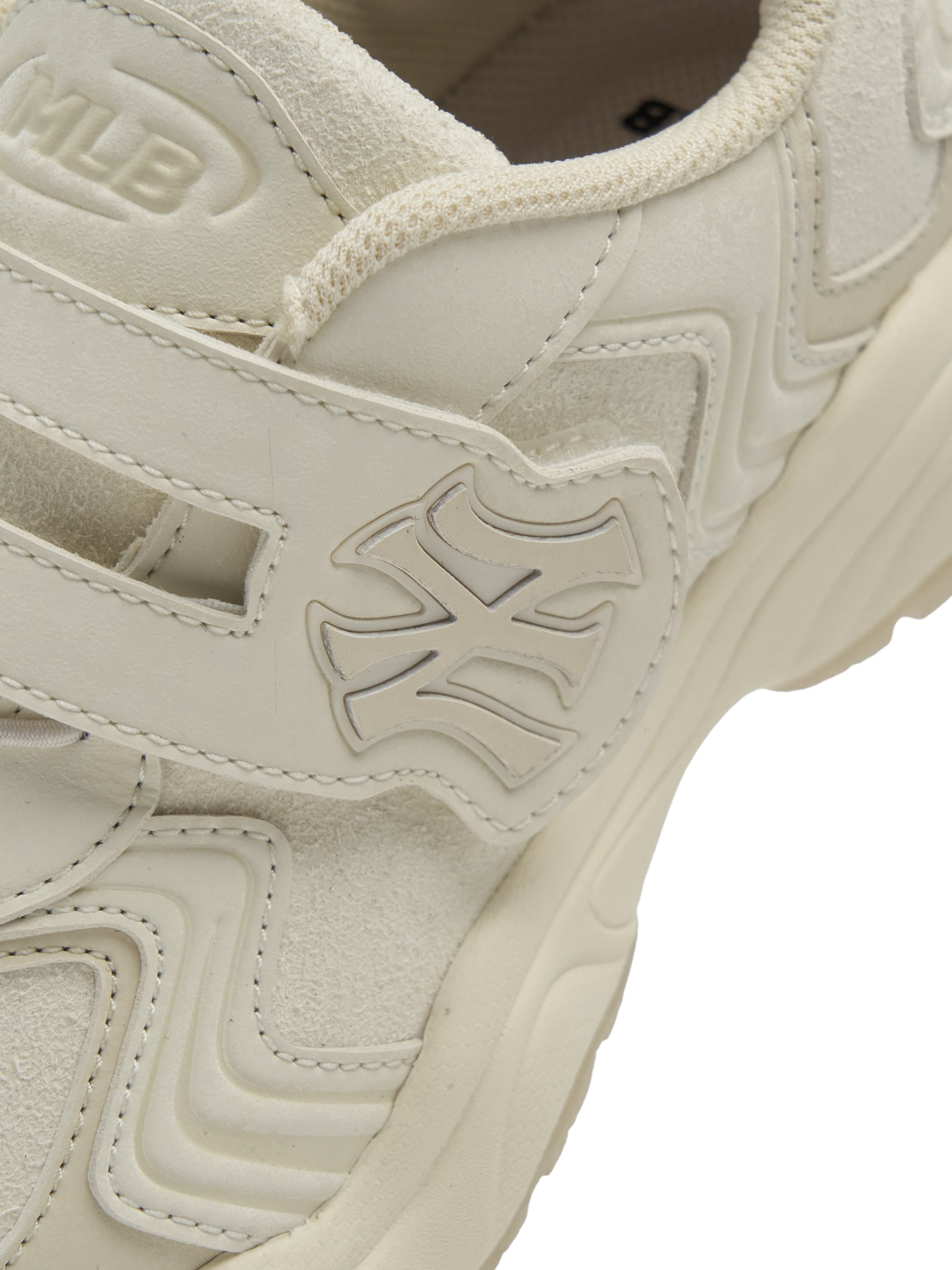 CARGO CHUNKY