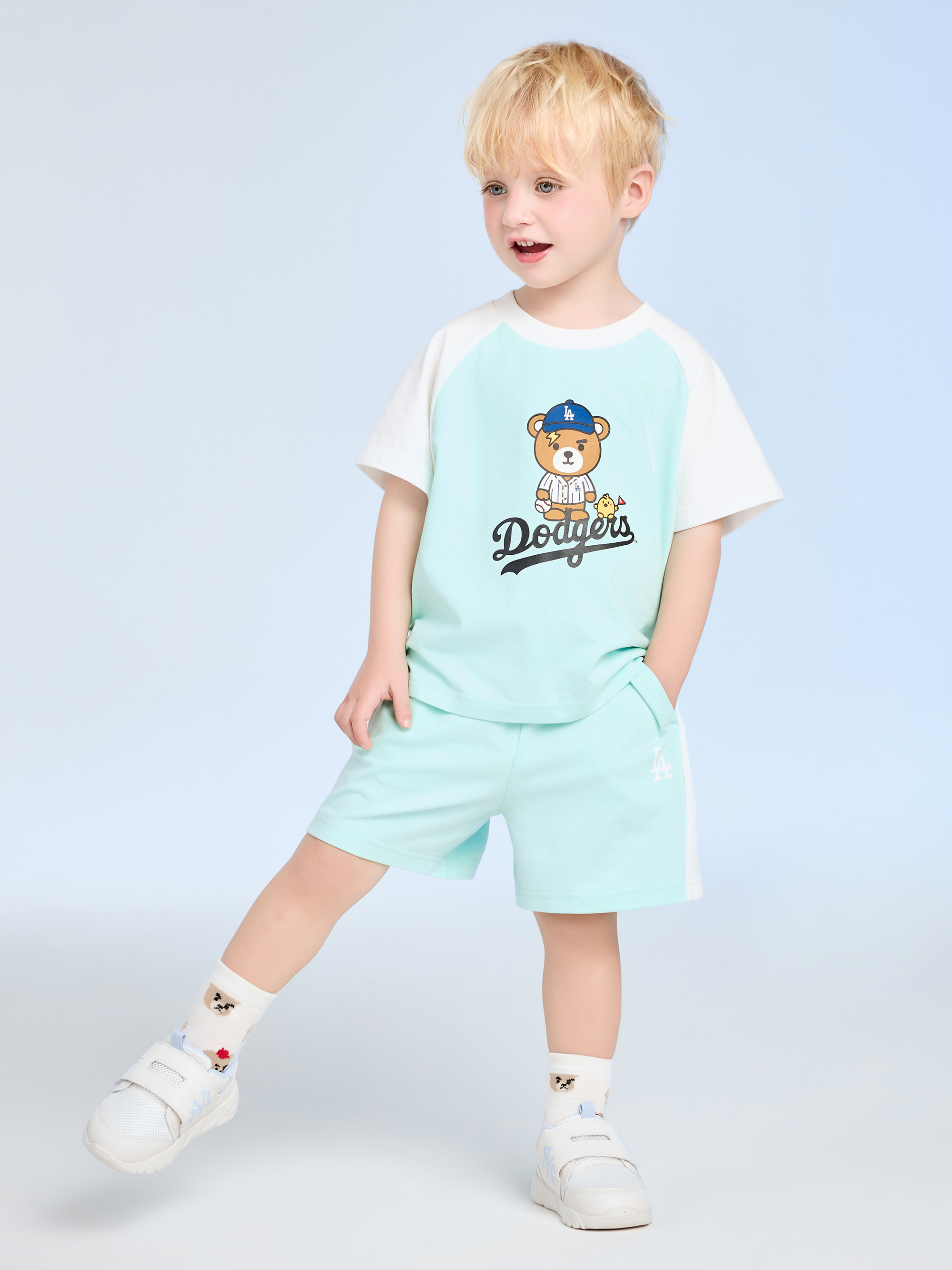 MEGABEAR FRIENDS RAGLAN T-shirt SET
