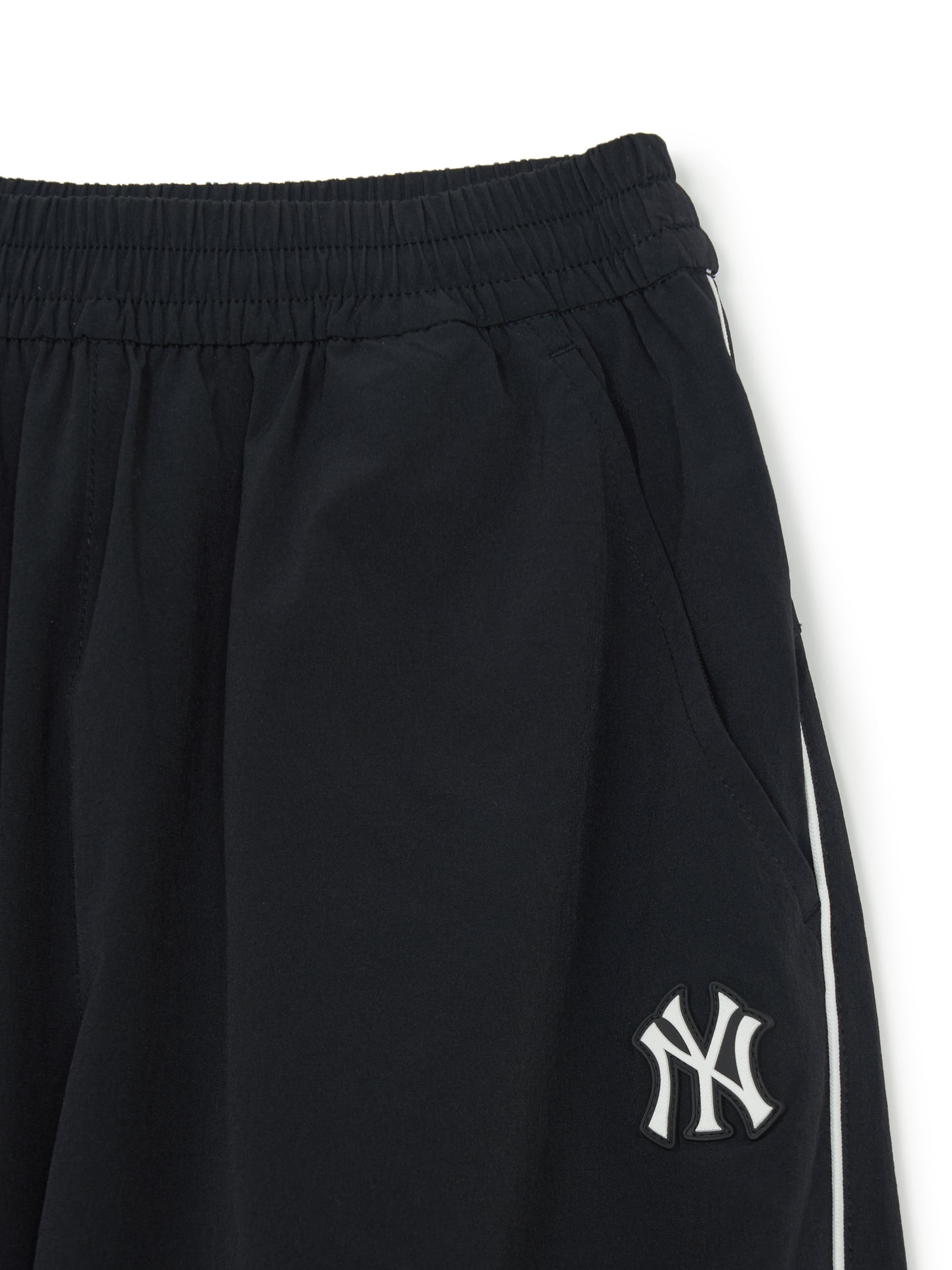 Outdoor Basic Woven Pants, T-shirt Set