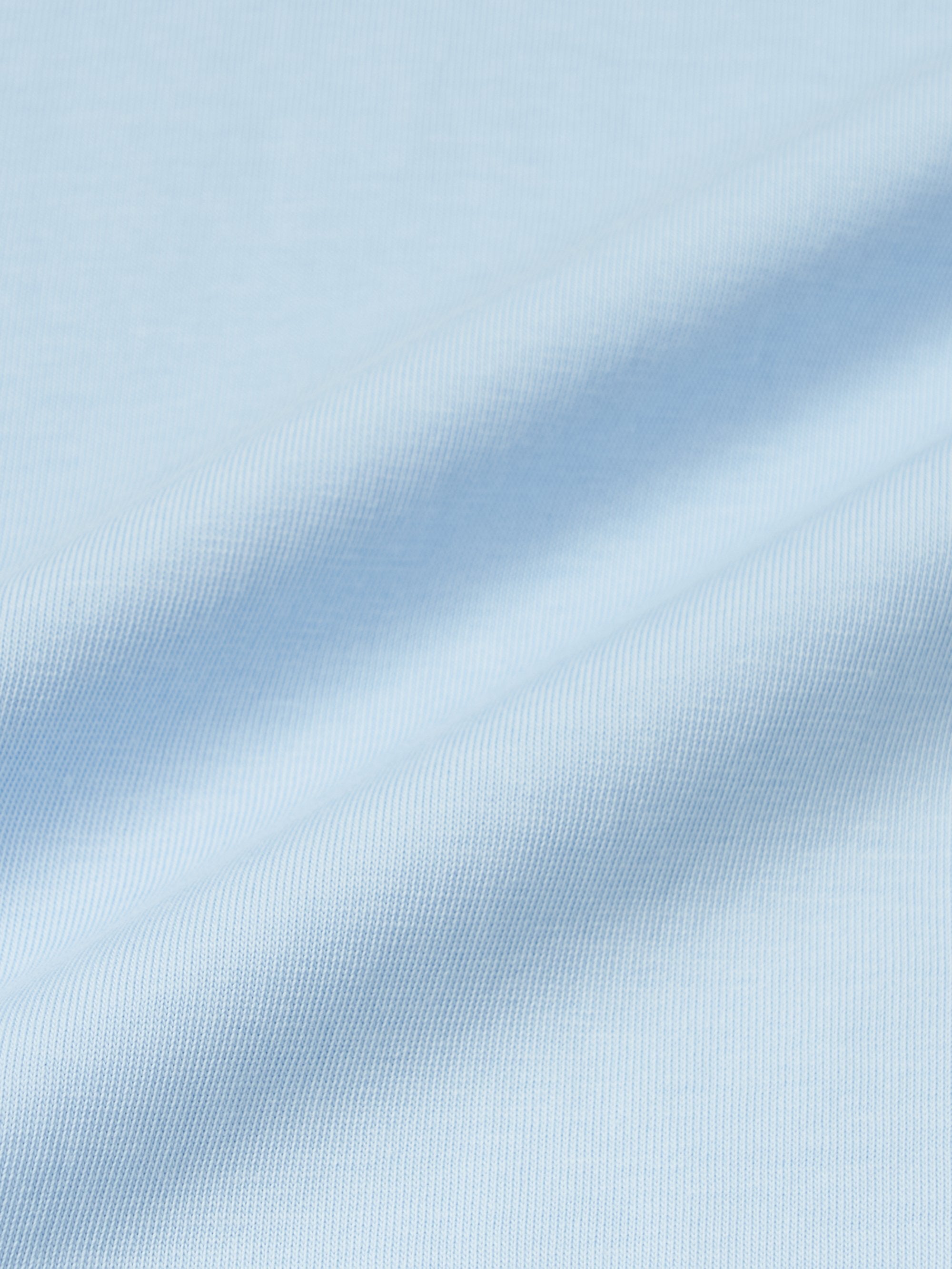 Basic Small Logo T-shirt