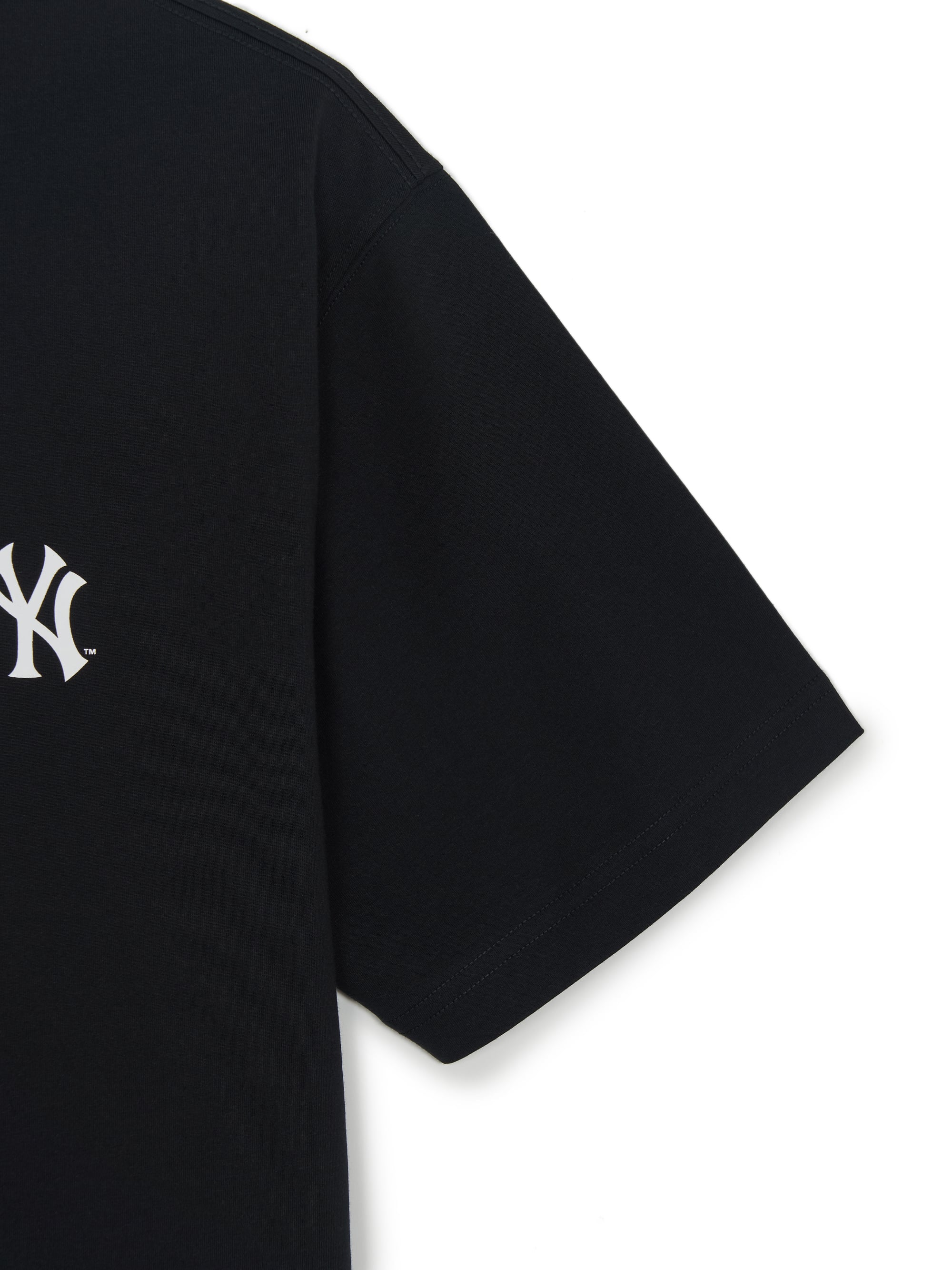 Sportive Cursive Back Lettering T-shirt