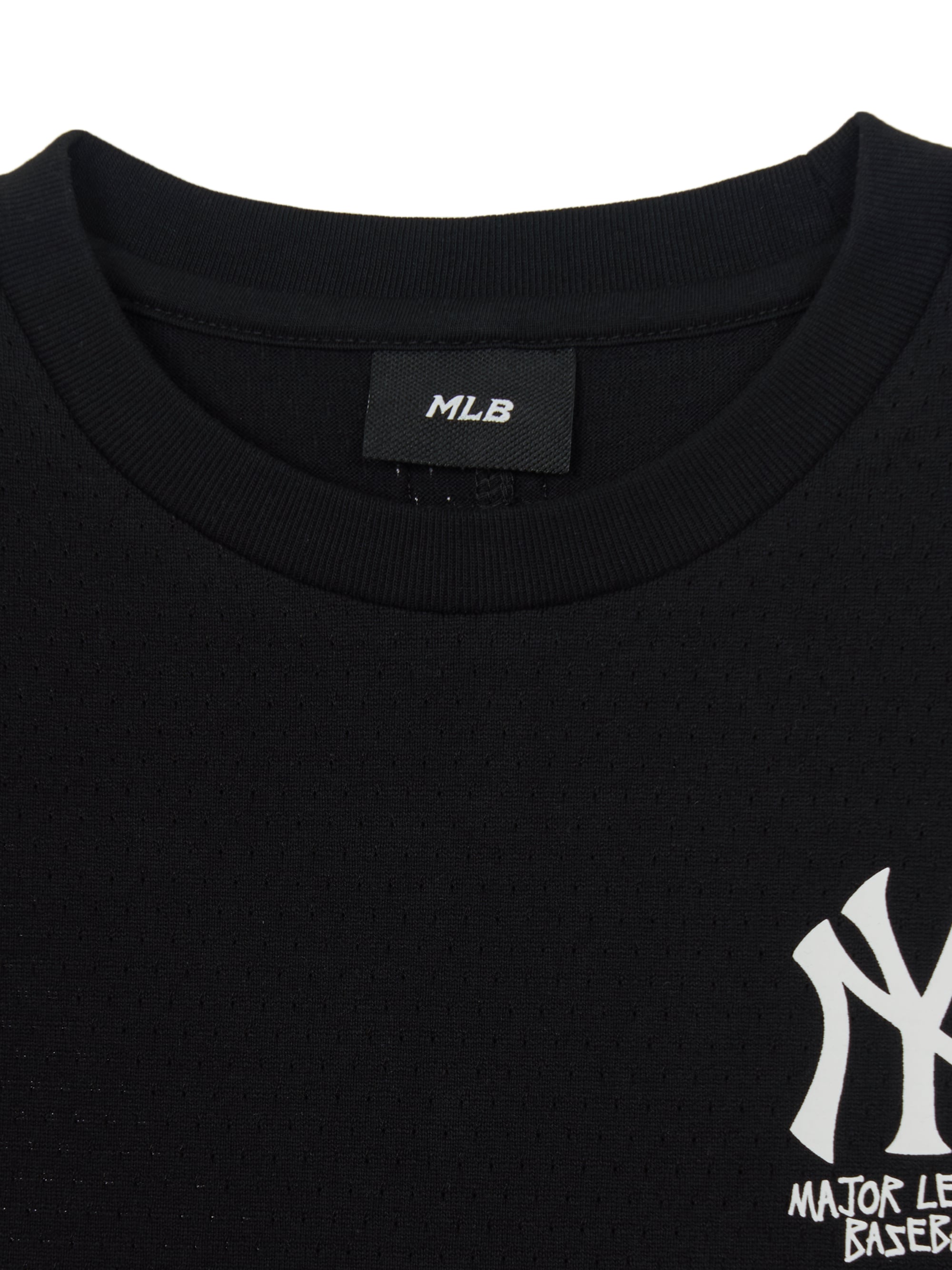 Street Basic Mesh Artwork T-shirt