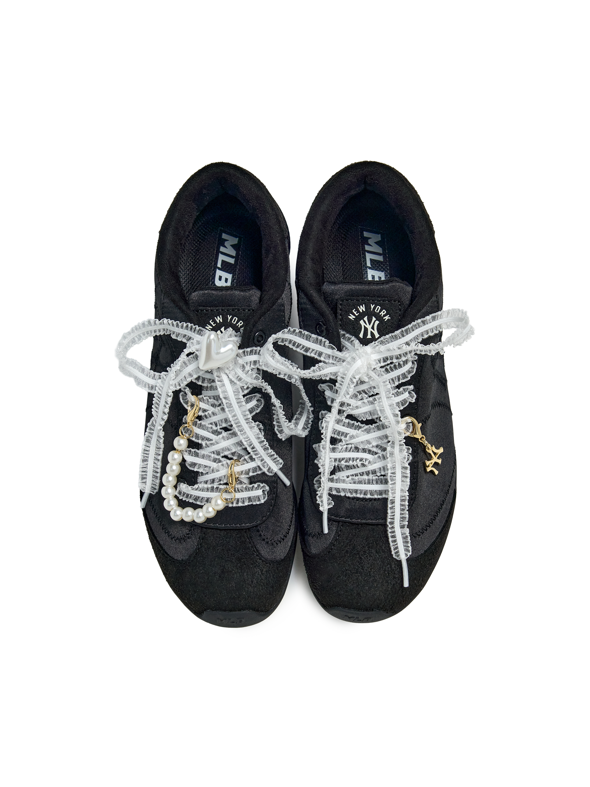 TEAM LOGO HEART PEARL SHOELACE SET