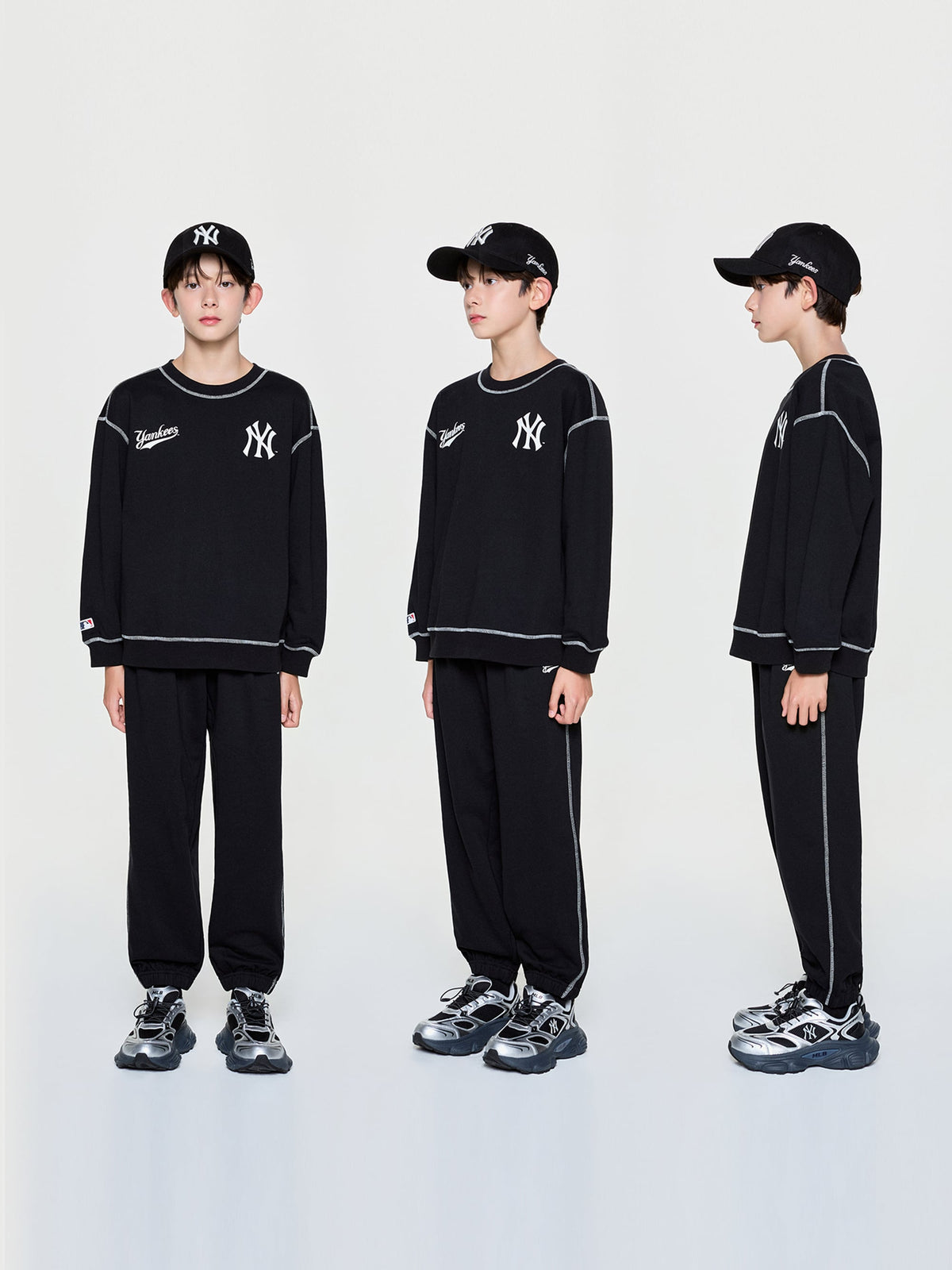 ONLINE EXCLUSIVE BASIC Sweatshirt Set