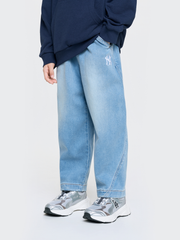 BASIC CURVED DENIM PANTS