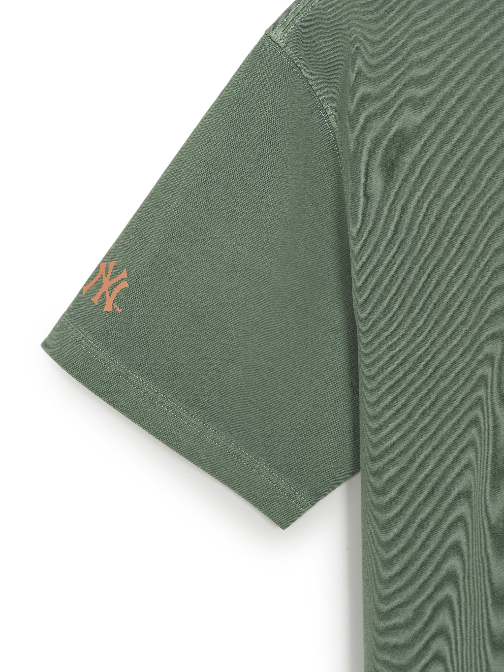 Vintage Washing Graphic T-shirt