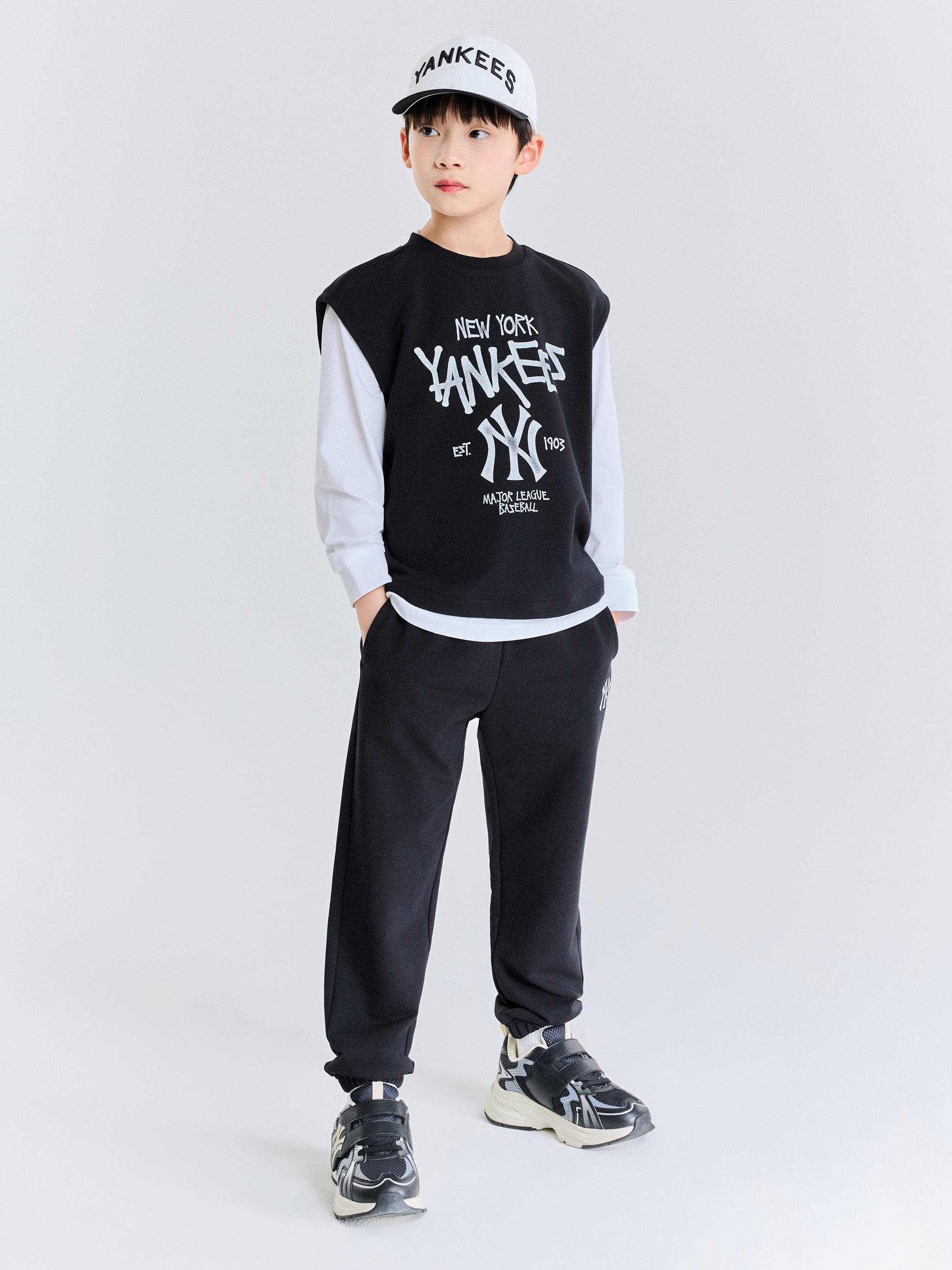 Varsity Vest Long Slv 3 Set